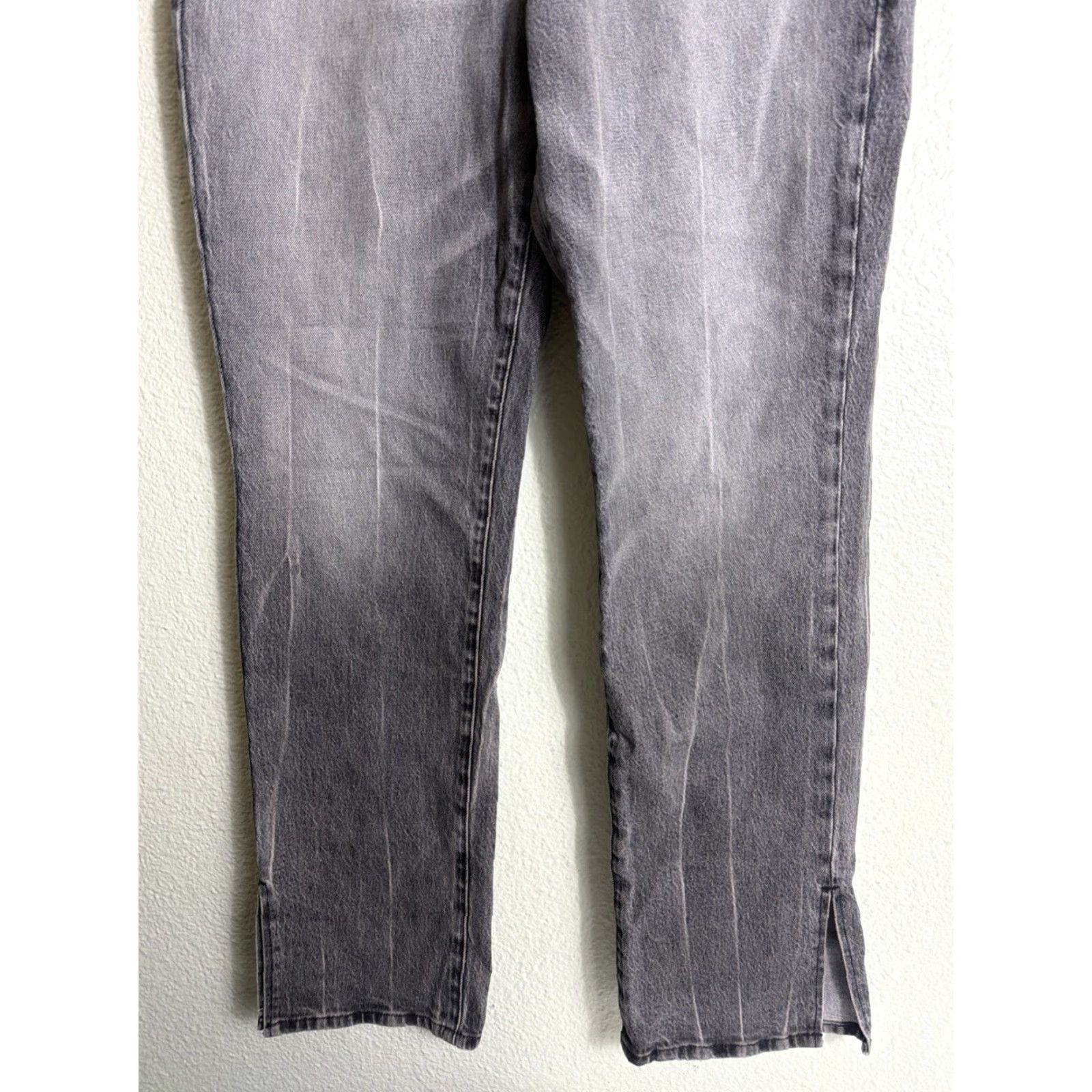 Good American Good American Jeans Womens 12 Black Twisted Slit Straight Leg 31x32 Denim Cotton Stretch 5-Pocket High Rise Modern 90s City College Size 34" / US 12 / IT 48 - 2 Thumbnail