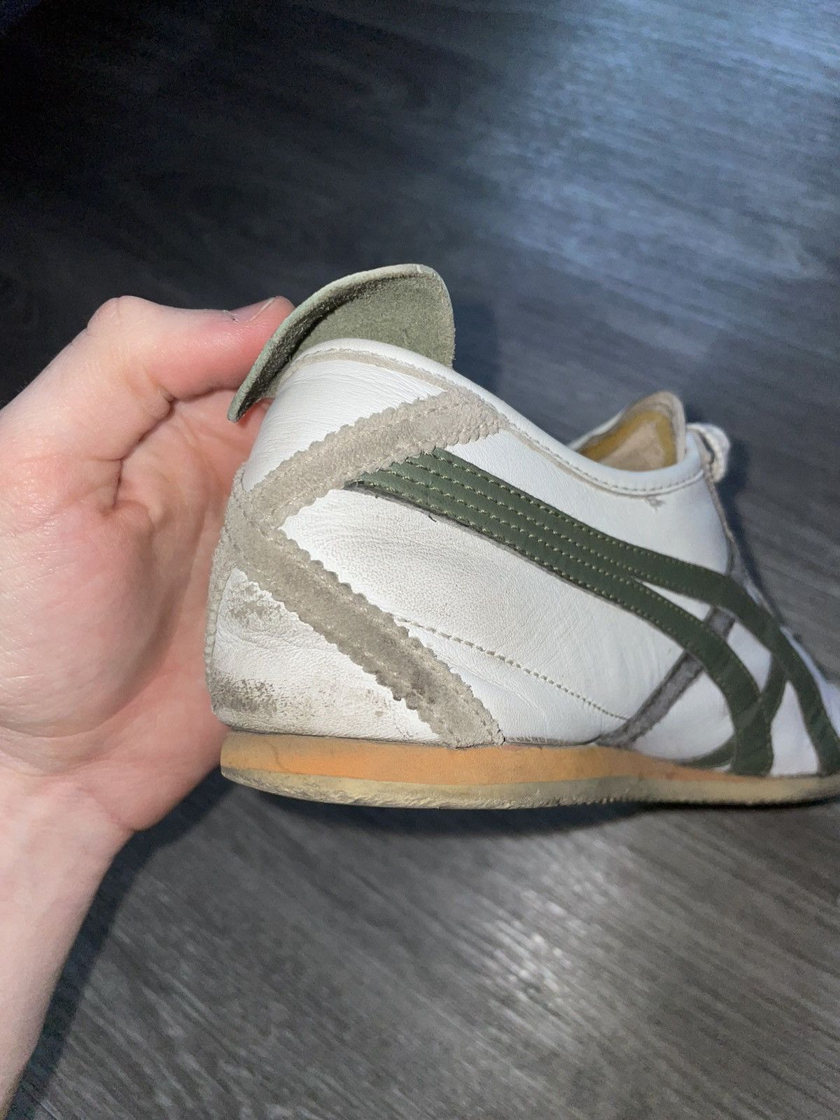 Asics Vintage Asics Onitsuka Tiger Low-top Sneakers Rare Size US 11 / EU 44 - 17 Thumbnail