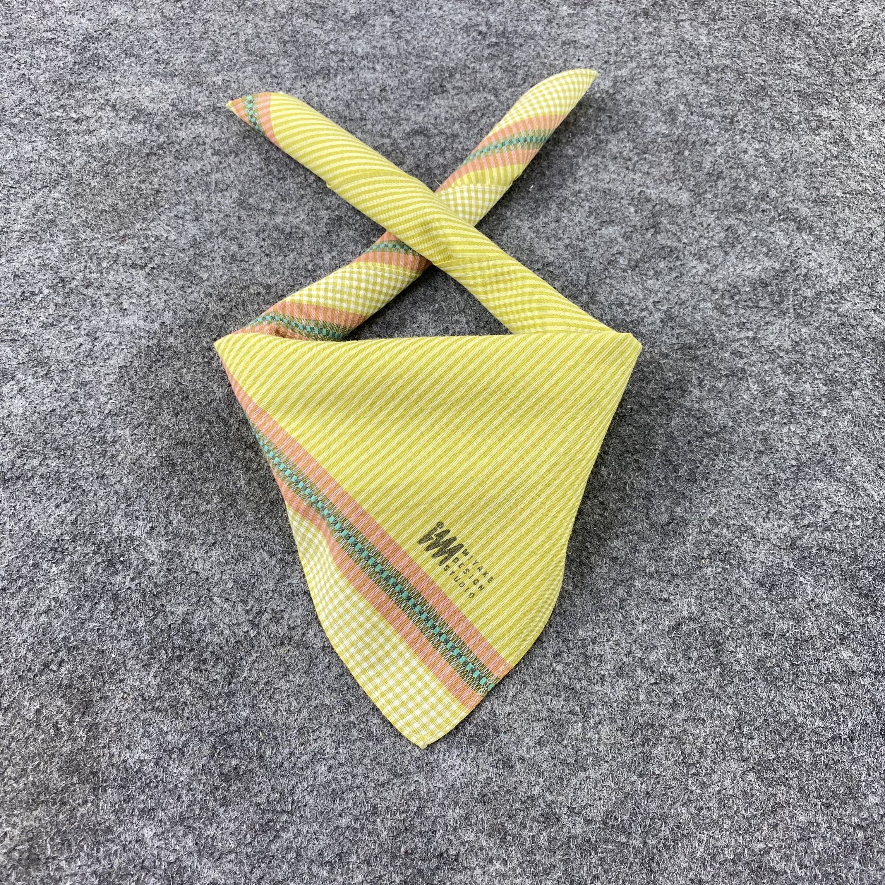 Issey Miyake Issey Miyake Handkerchief / Bandana / Neckerchief-B1191 Size ONE SIZE - 2 Thumbnail