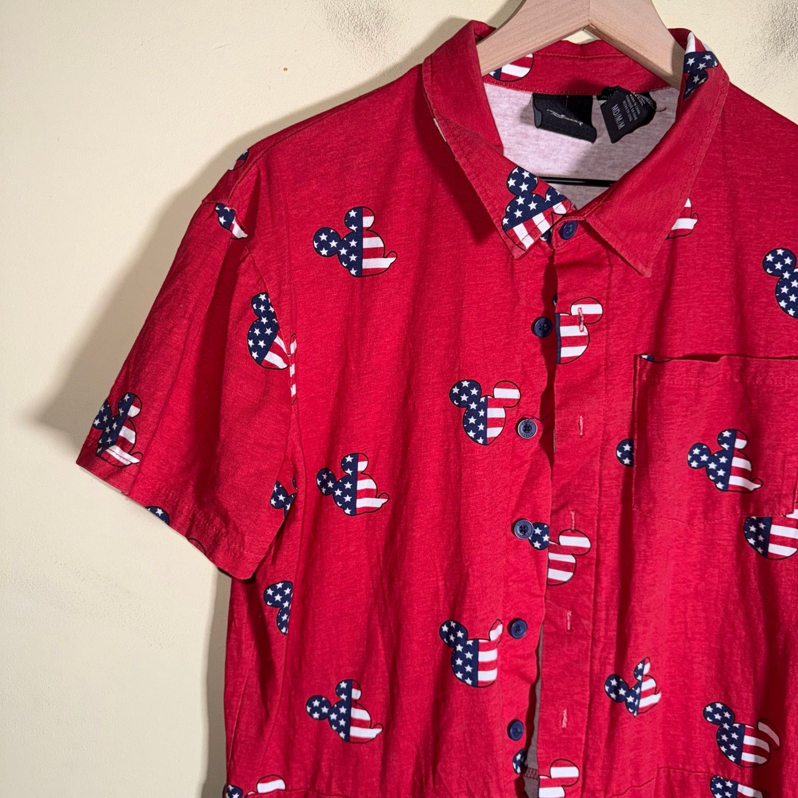 Disney DISNEY men’s American flag Mickey pocket tee romper M Size US M / EU 48-50 / 2 - 3 Thumbnail
