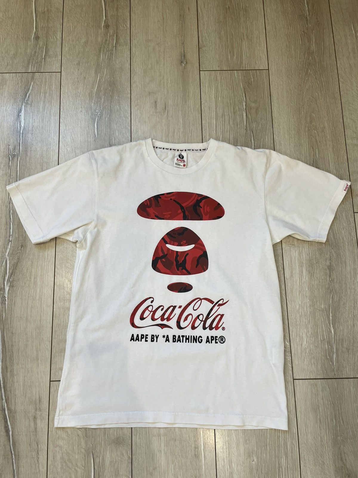 Bape × Coca Cola Aape by A Bathing Ape T-shirt size L Coca-Cola collaboration Size US L / EU 52-54 / 3 - 1 Thumbnail