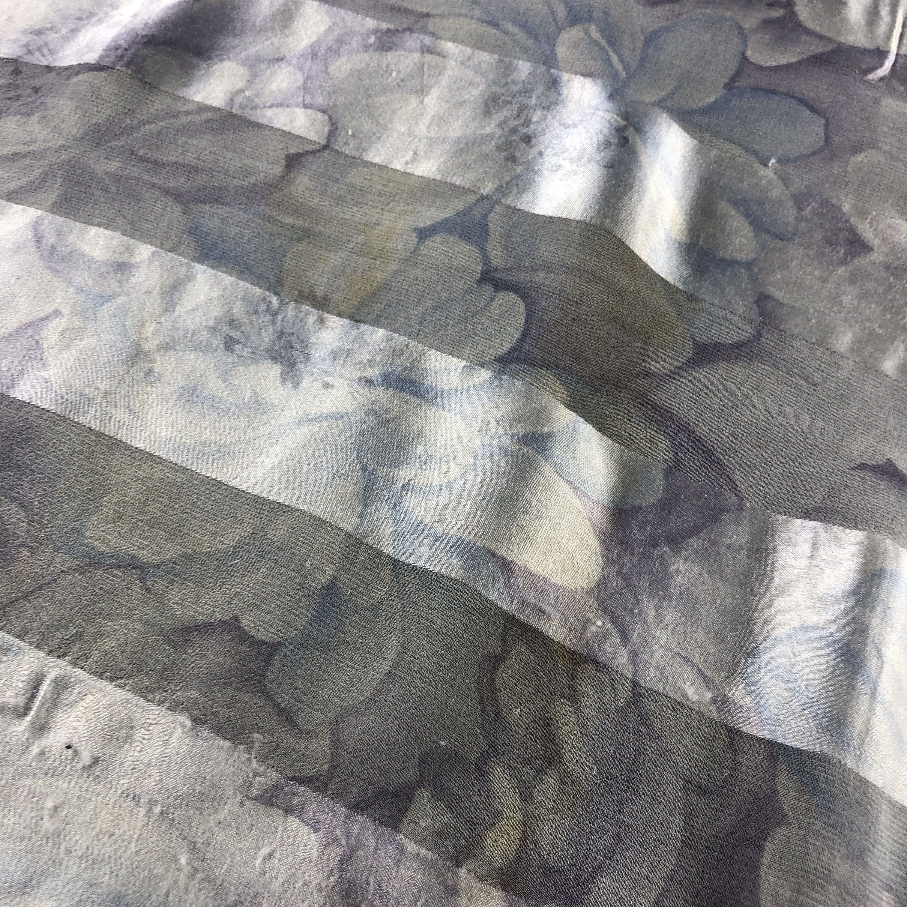 Vintage Marelli Luxury Hand Rolled Silk Scarf M1097 Size ONE SIZE - 9 Thumbnail
