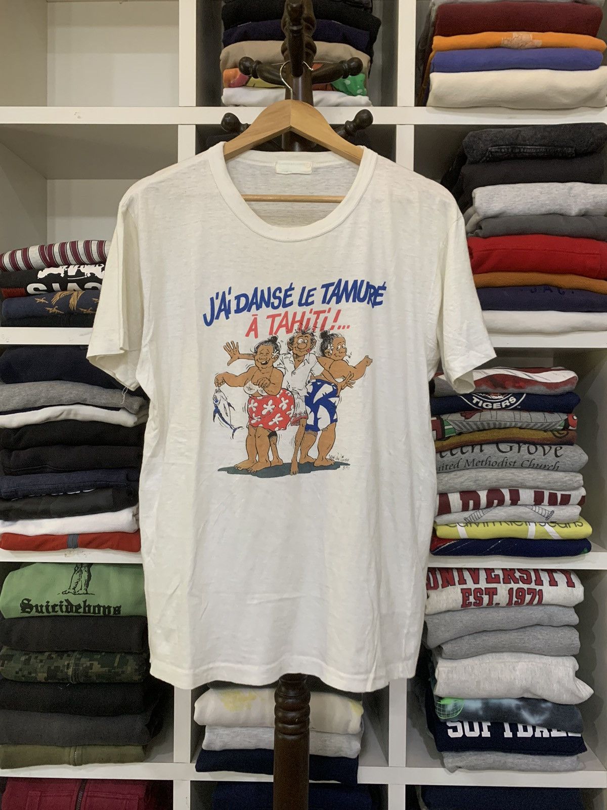 Vintage Vintage Jai Danse Le Tamure A Tahiti Size US L / EU 52-54 / 3 - 2 Thumbnail