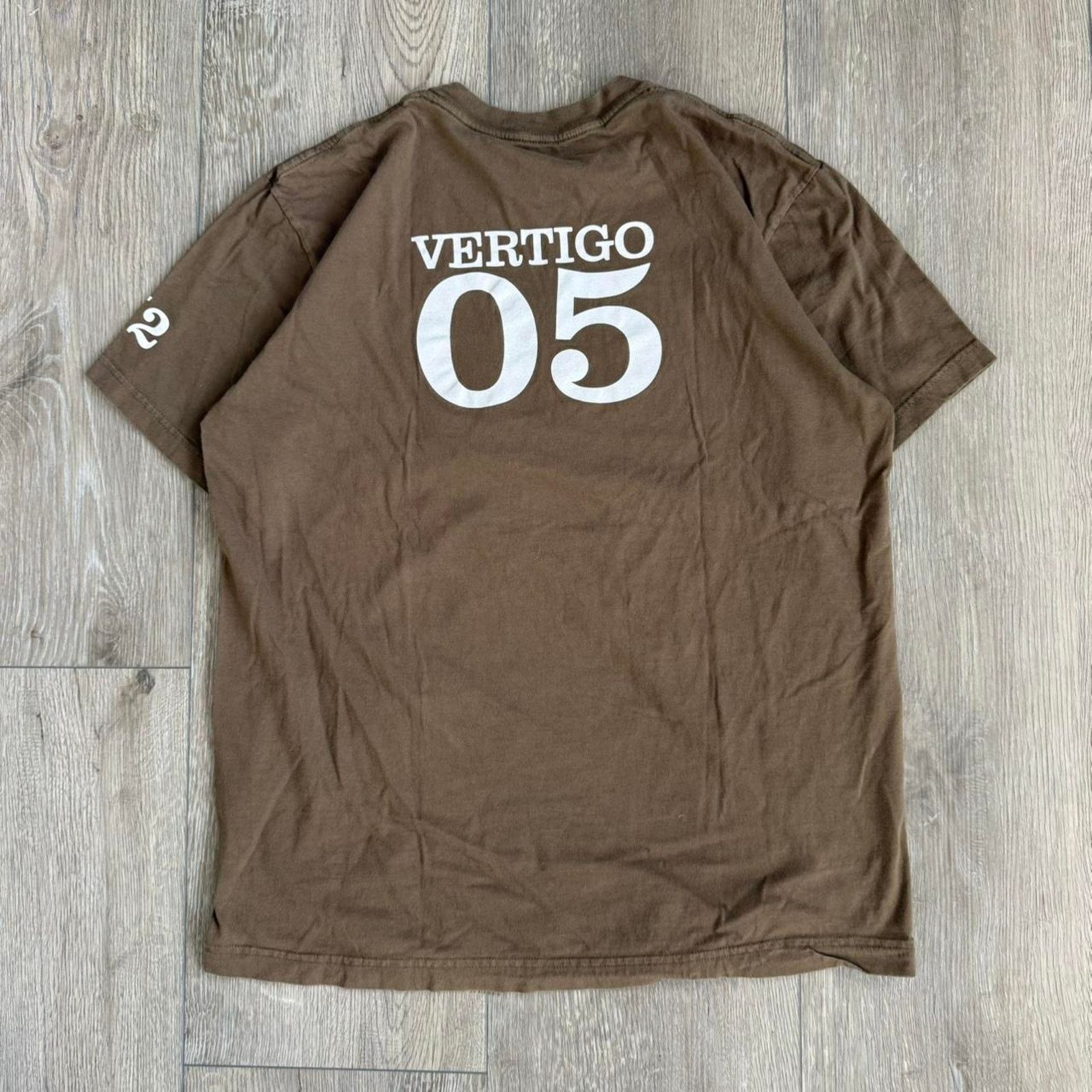 Other Vintage 2005 u2 vertigo tour shirt Size US L / EU 52-54 / 3 - 6 Thumbnail