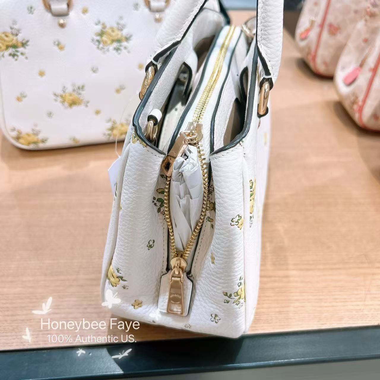 Coach Savannah Small Carryall Bag With Floral Print CAL42 Size ONE SIZE - 4 Thumbnail