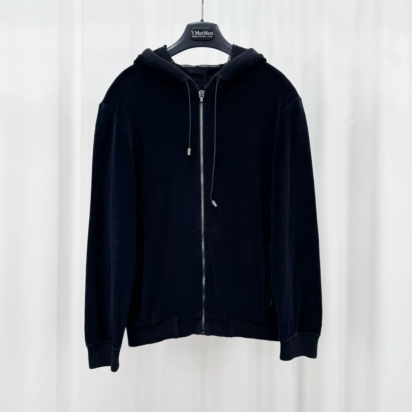 Versace versace black velvet zip-up hoodie jacket Size XS / US 0-2 / IT 36-38 - 1 Thumbnail