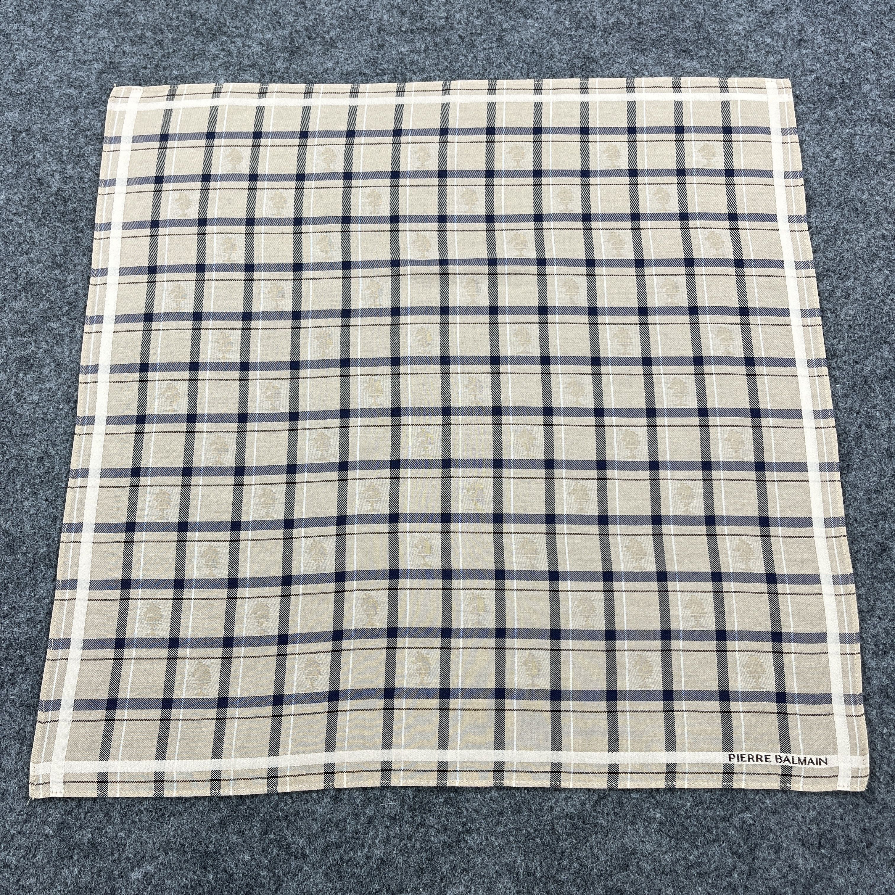 Pierre Balmain Pierre Balmain Handkerchief / Bandana / Neckerchief B717 Size ONE SIZE - 2 Thumbnail