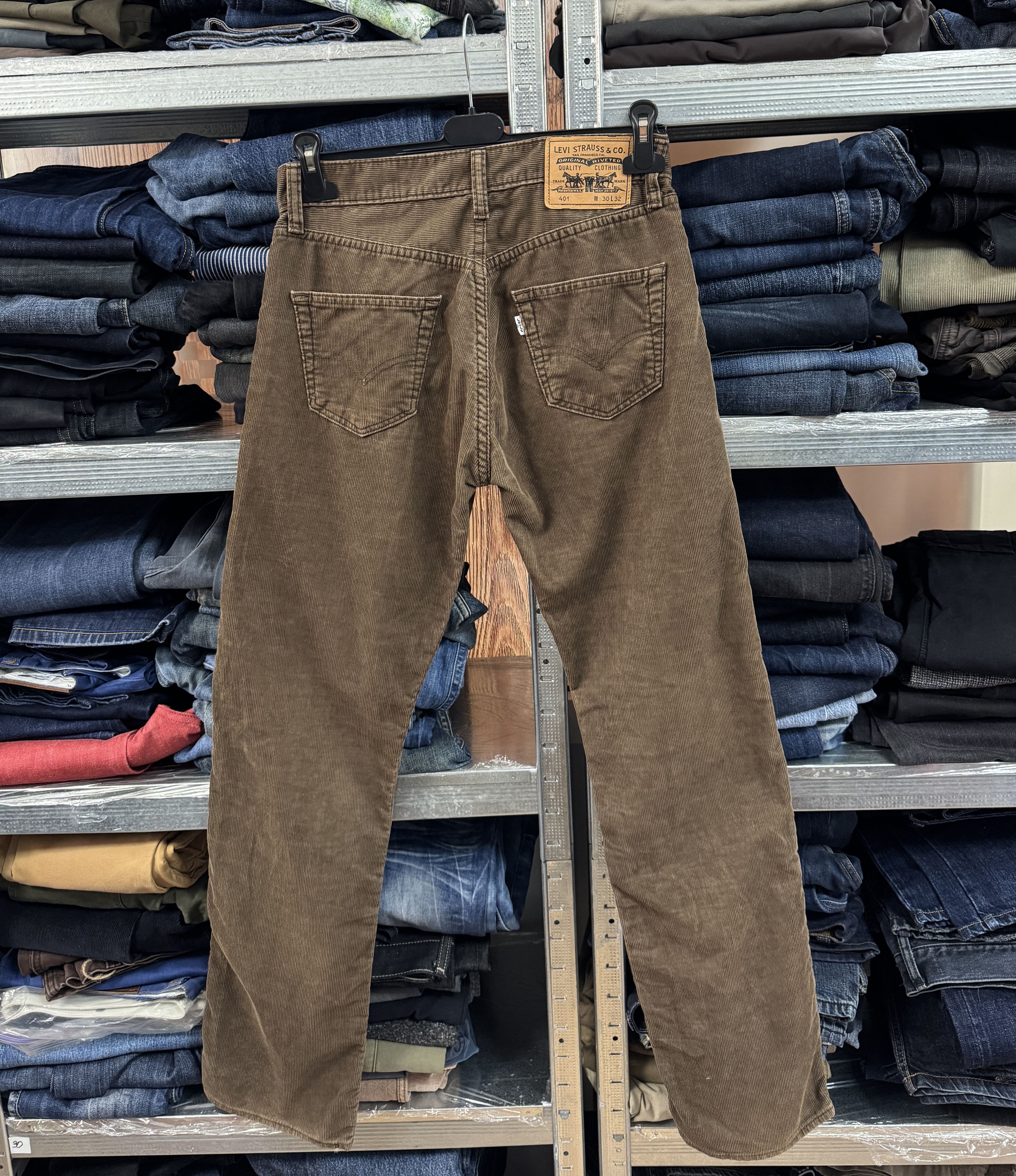 Levi's Levis 401 Vintage Velvet Corduroy Pant W30 L32 Size US 30 / EU 46 - 2 Thumbnail