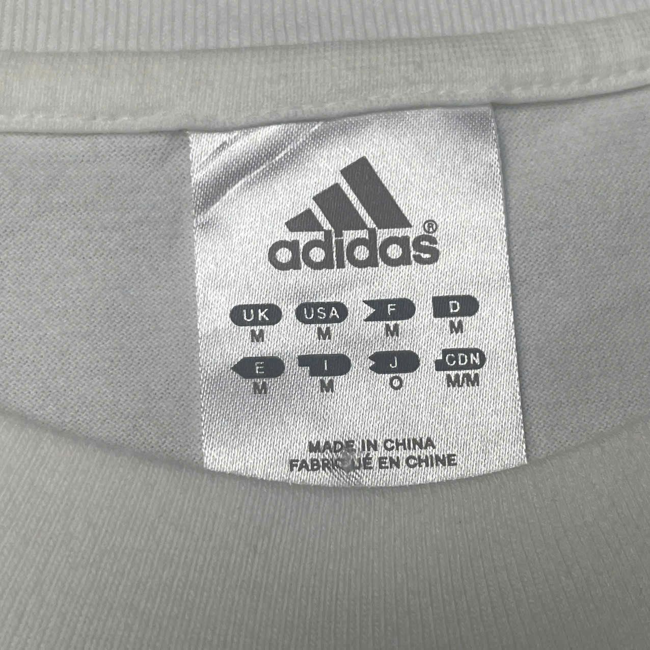 Adidas Adidas boxy shirt in white Size US S / EU 44-46 / 1 - 6 Thumbnail