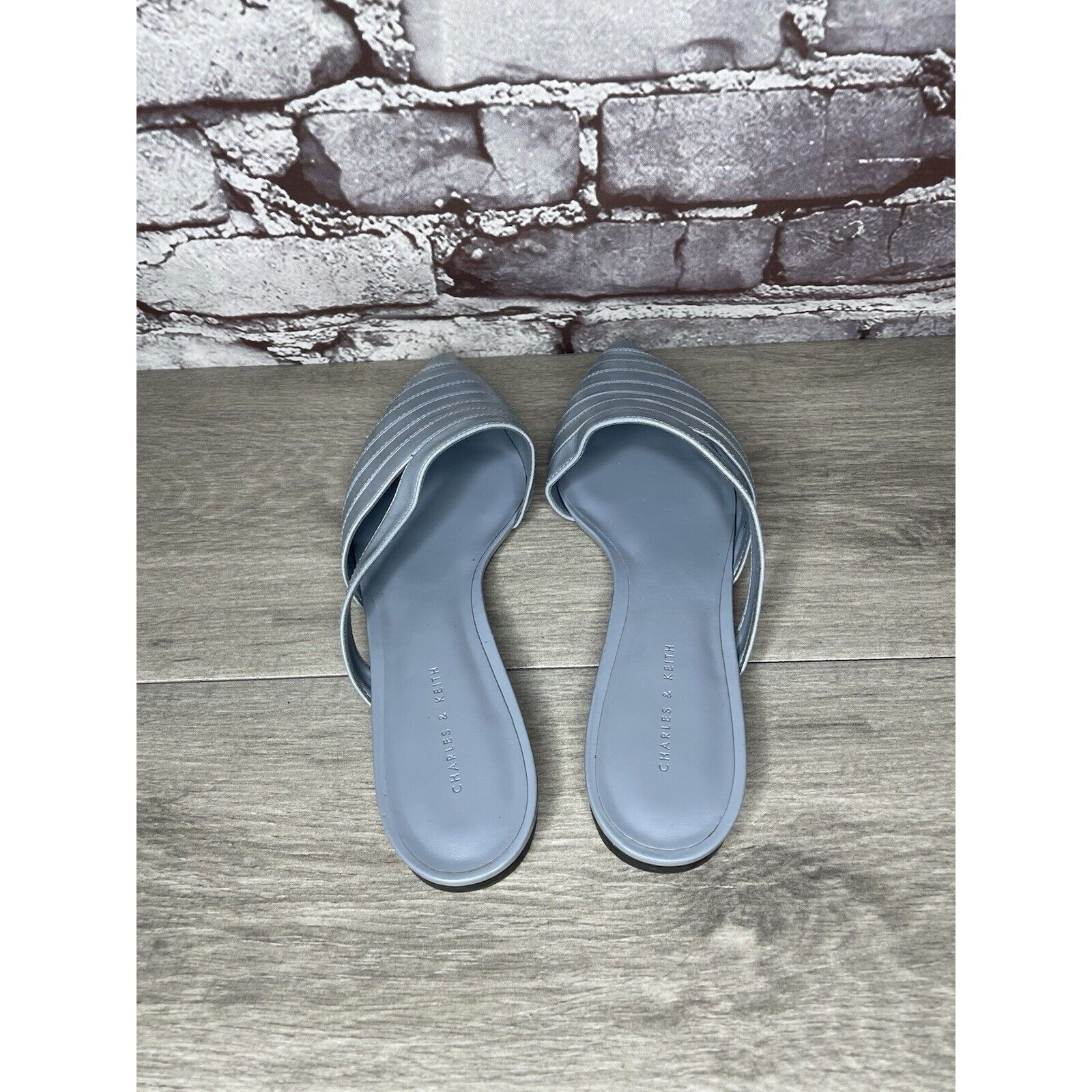 Other Charles Keith Blue Leather Pointed Toe Flats Mules Shoes Wom Size US 7.5 / IT 37.5 - 15 Thumbnail