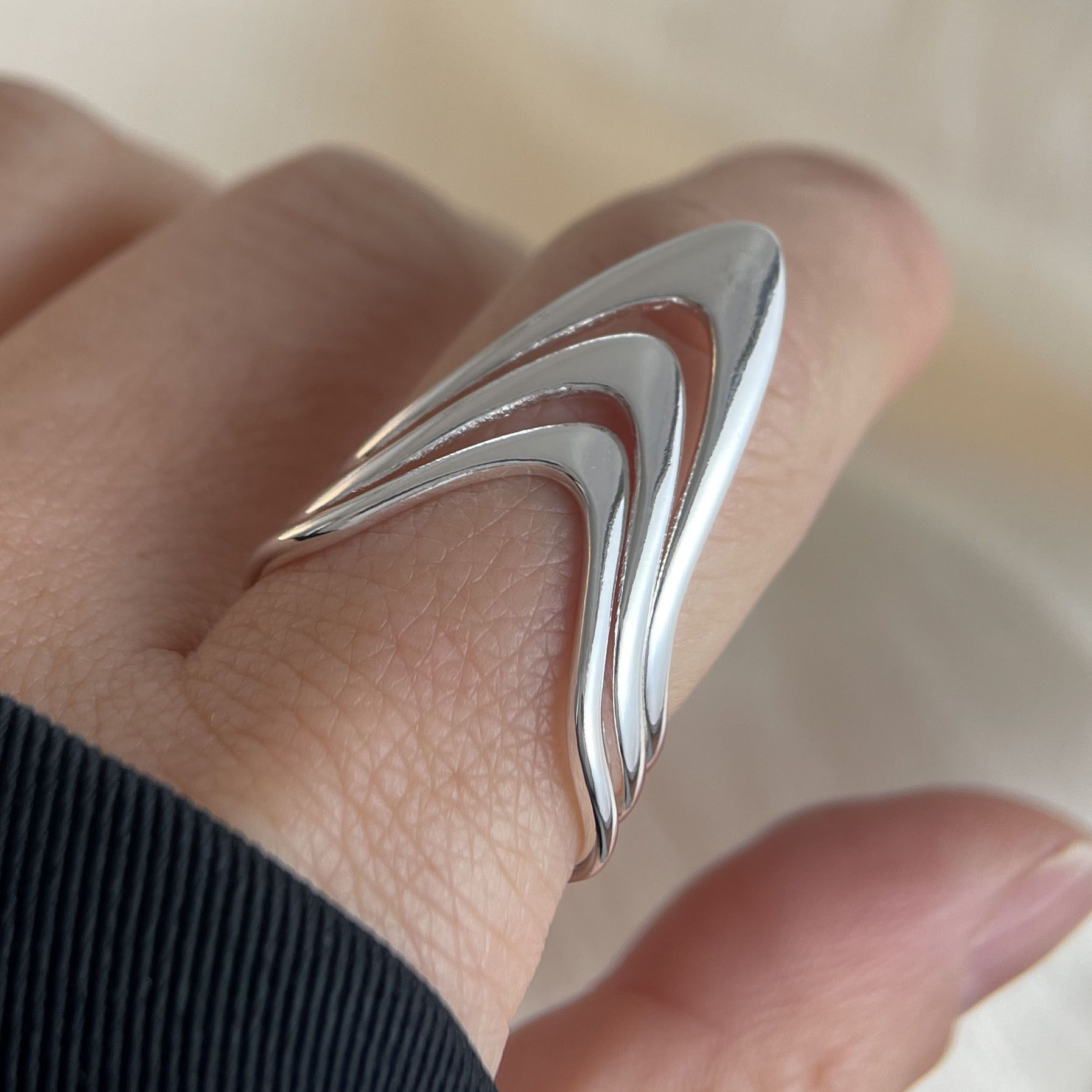Other Resizable 925 Sterling Silver Wave Line V Shape Ring Size ONE SIZE - 1 Thumbnail