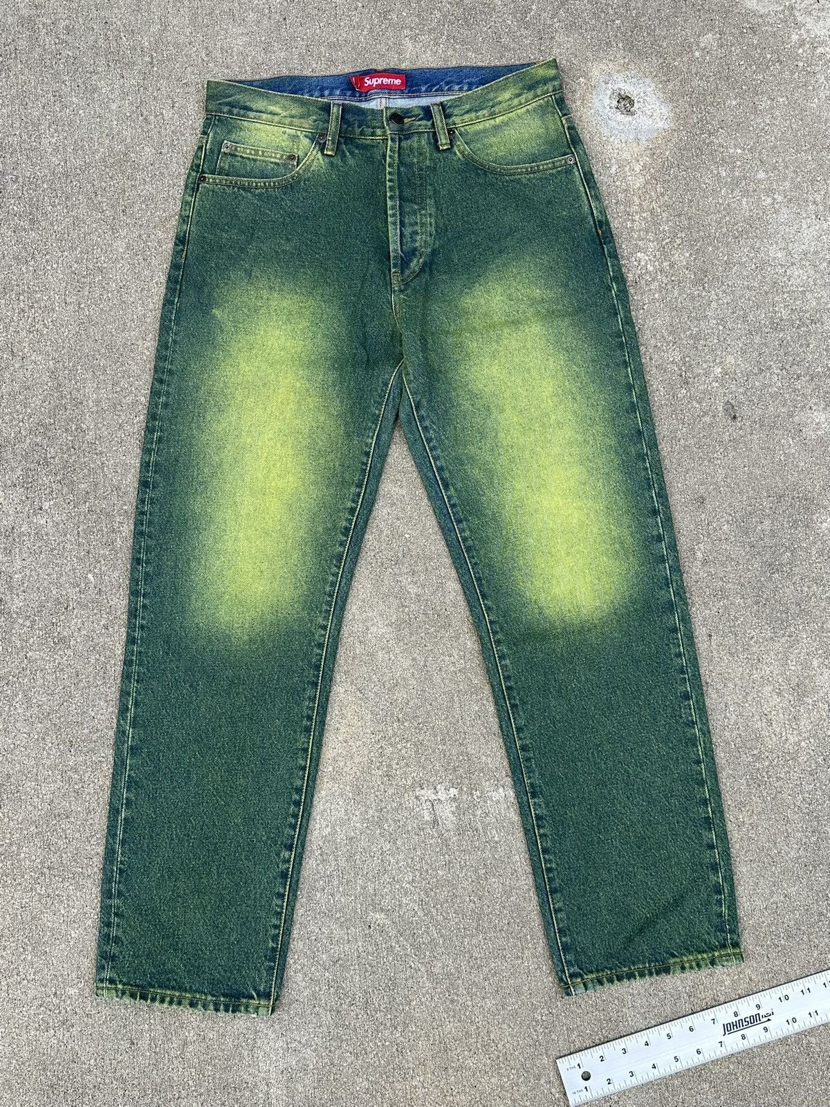 Supreme Supreme Regular Jean 'Overspray Green' Size US 30 / EU 46 - 1 Thumbnail