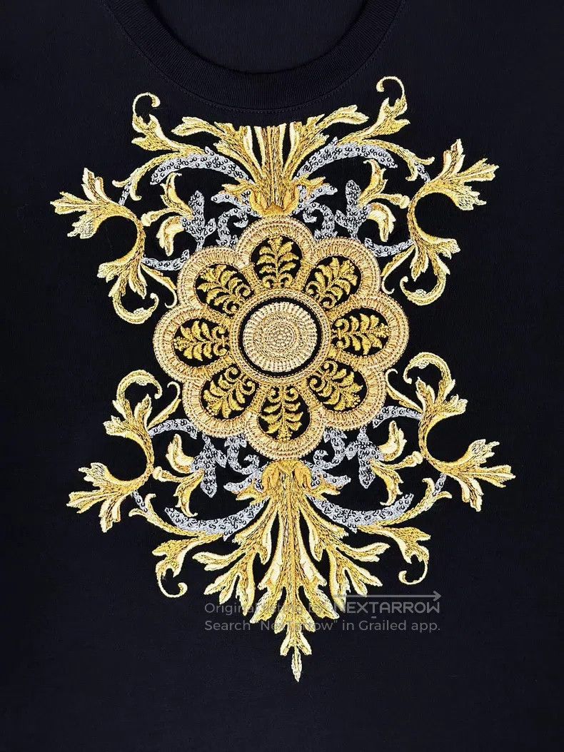 Versace Versace Black embroidered print casual short-sleeved T-shi Size US S / EU 44-46 / 1 - 5 Thumbnail