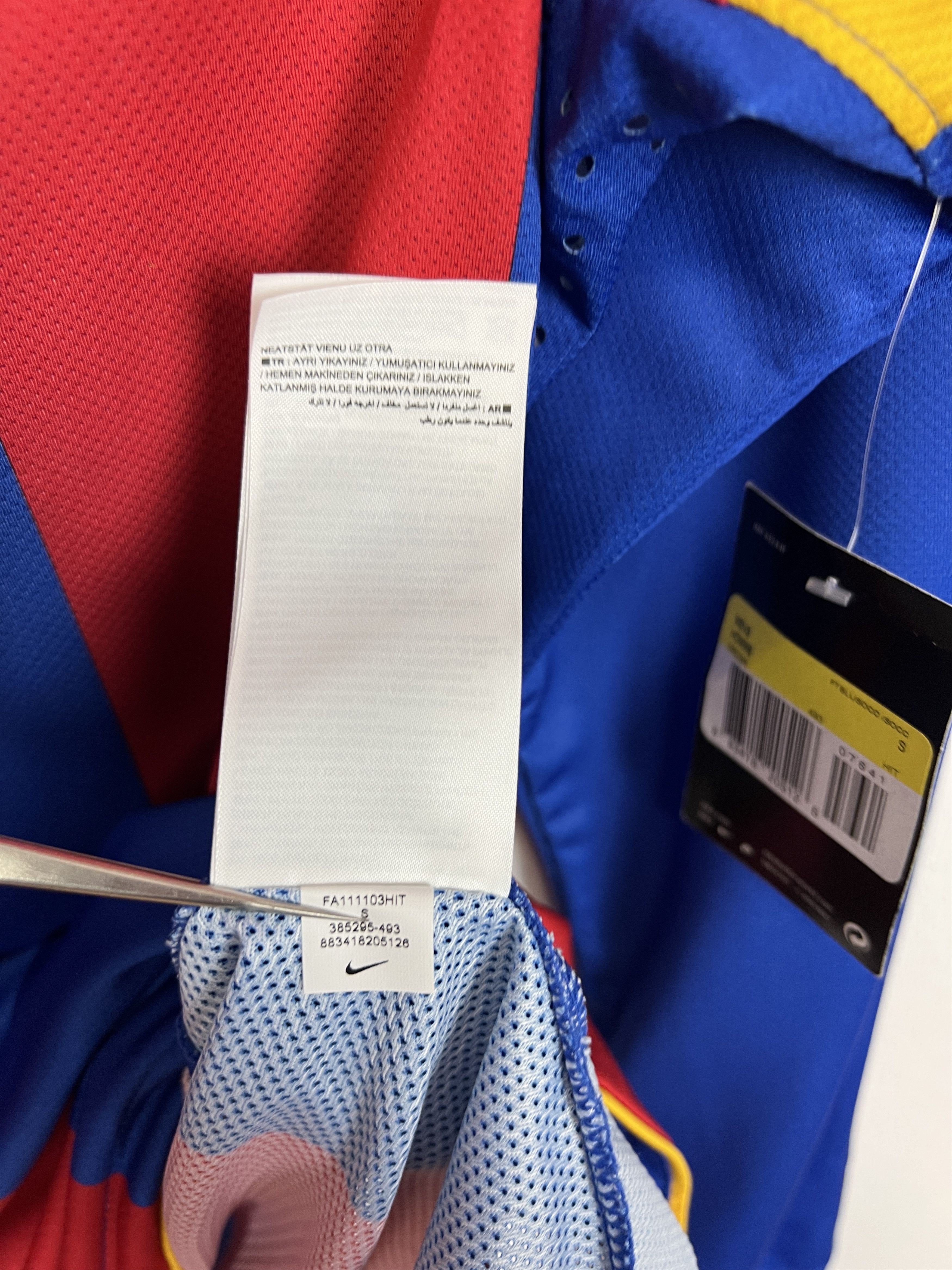 Nike Basel football shirt 2011 Soccer Player Issue Nike Tee Hype Size US S / EU 44-46 / 1 - 14 Thumbnail
