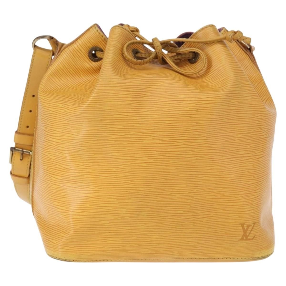 Louis Vuitton Louis Vuitton Petit Noe Handbag Epi Leather Size ONE SIZE - 1 Thumbnail
