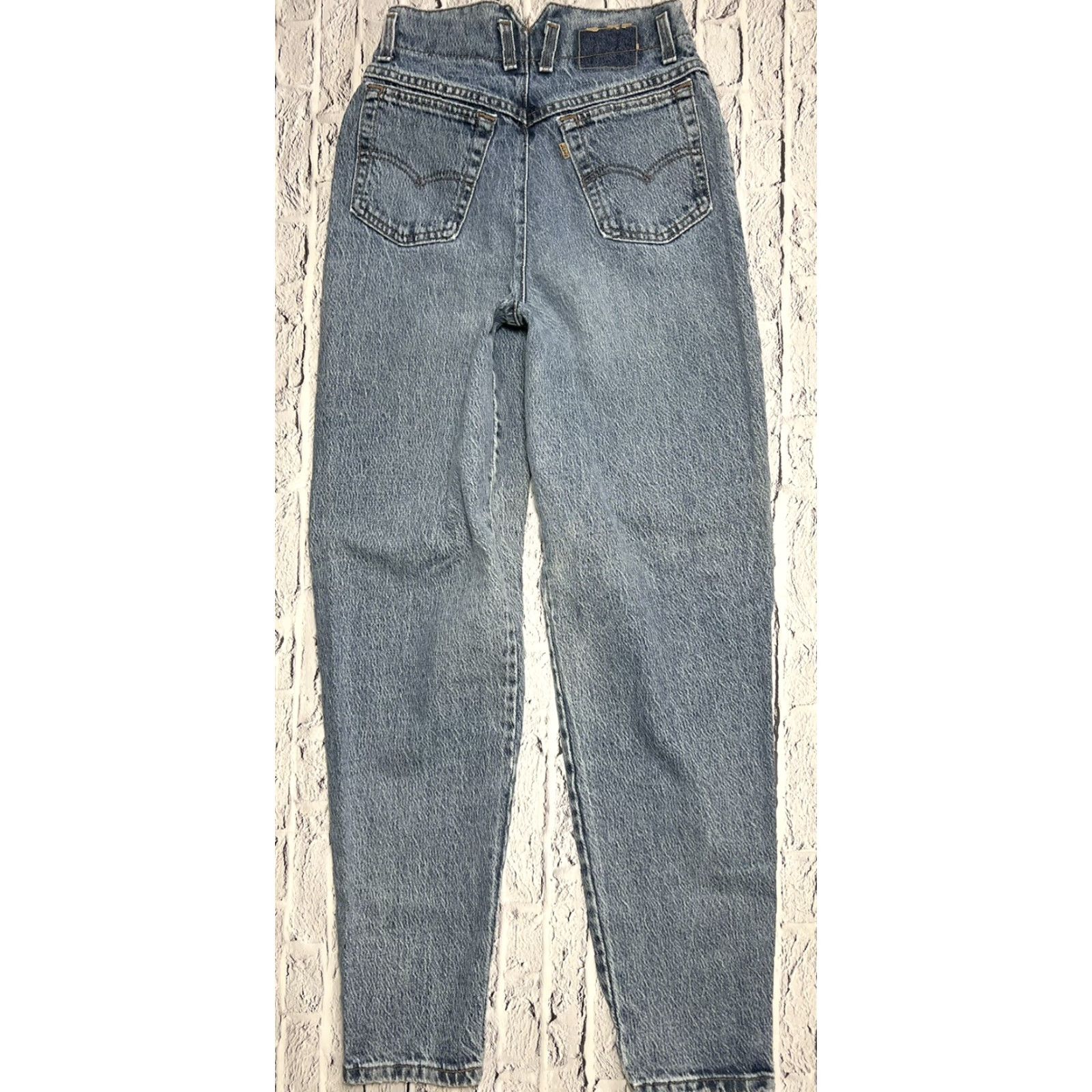 Levi's VINTAGE Levi's 573 Jeans Women High Waist Pleated Front 9 Blue Denim Tapered Jeans Womens Size 30" / US 8 / IT 44 - 6 Thumbnail