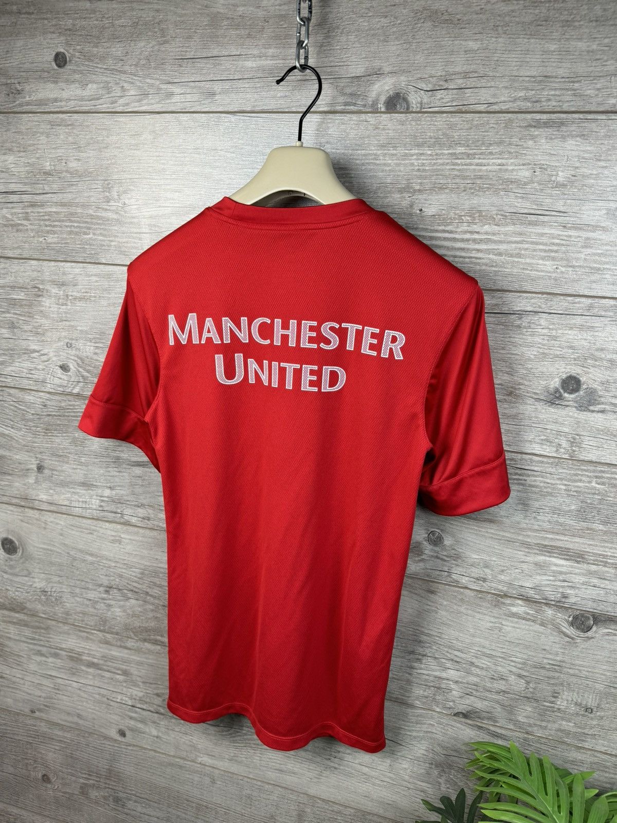 Nike MANCHESTER UNITED TRAINING FOOTBALL JERSEY NIKE VINTAGE Size US S / EU 44-46 / 1 - 5 Thumbnail