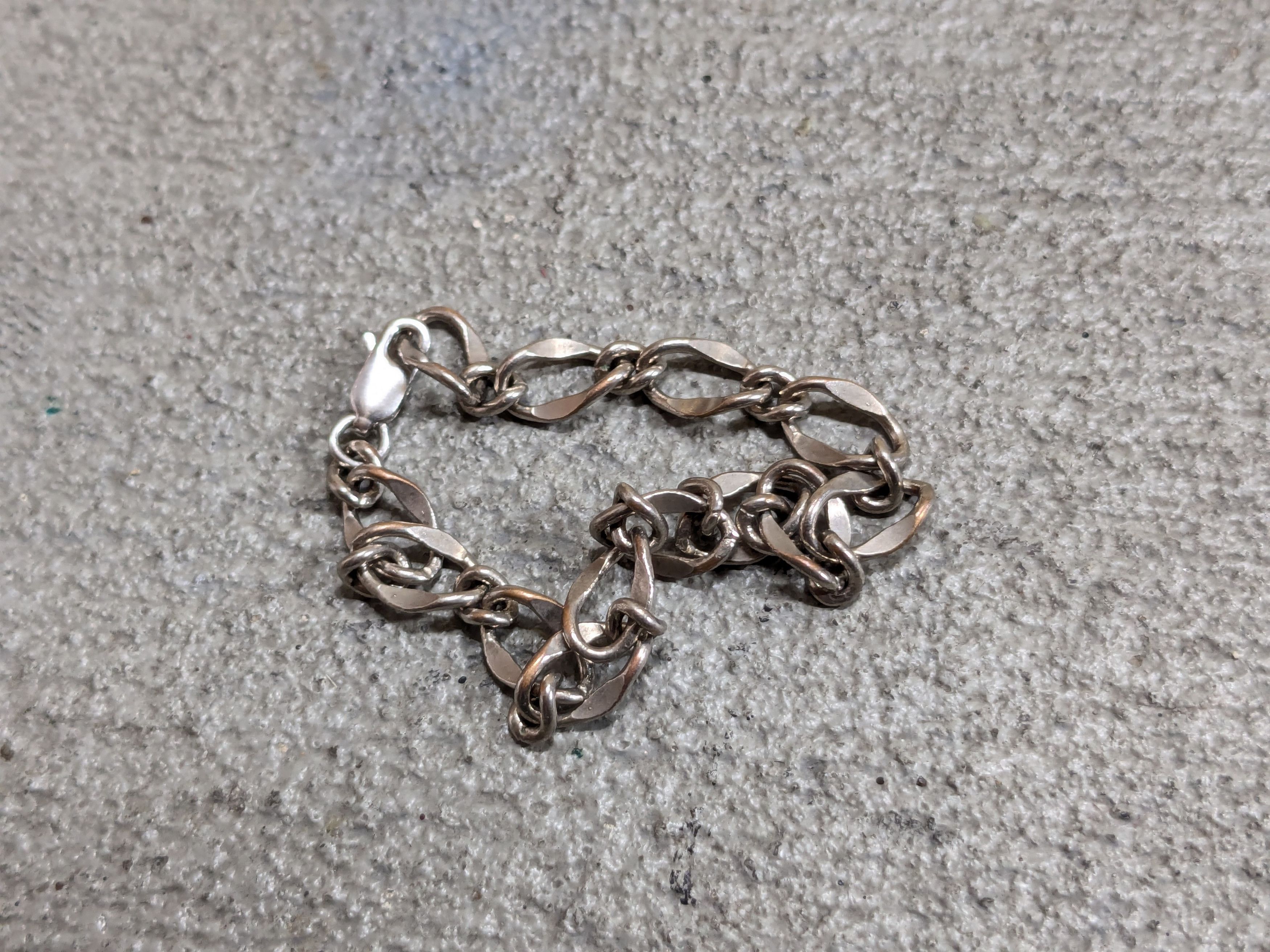 Jewelry × Vintage Vintage Bracelet Oval 6.5" Chain Link Avant Garde Size ONE SIZE - 7 Thumbnail