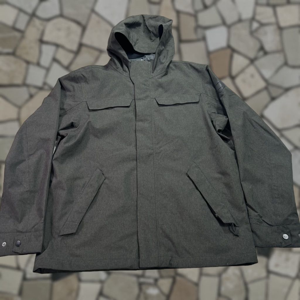 The North Face The North Face Jacket Mens Medium Gray Hooded Softshell Windbreaker Zip Pockets Size US M / EU 48-50 / 2 - 1 Thumbnail