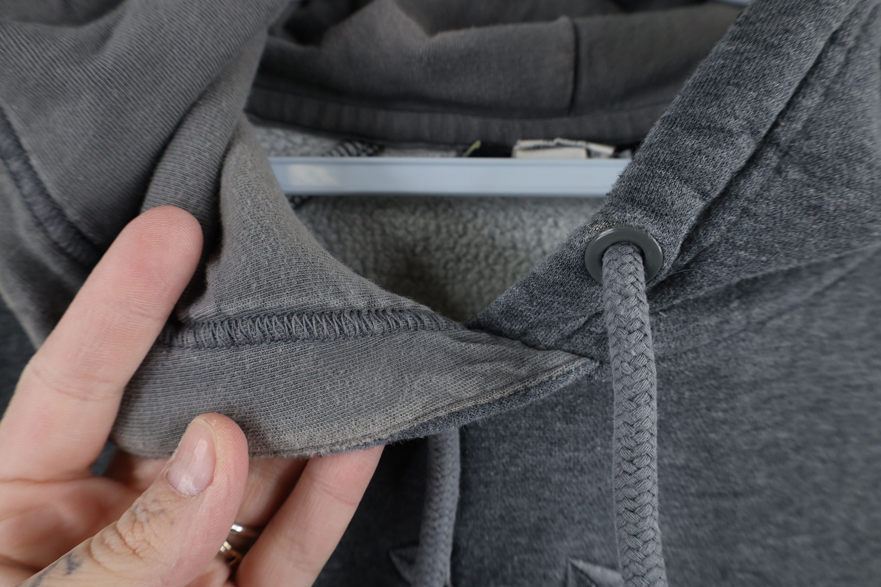 Under Armour × Vintage Vintage Y2K Under Armour Loose Fit Hoodie Sweatshirt Gray Size US L / EU 52-54 / 3 - 6 Thumbnail