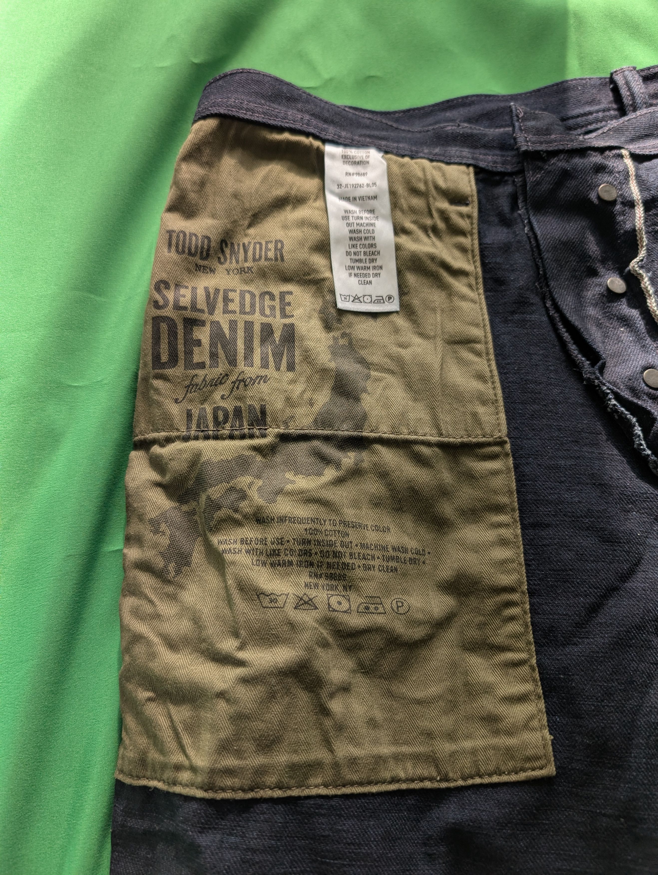 Japanese Relaxed Carpenter Jean in Indigo on Indigo Rinse