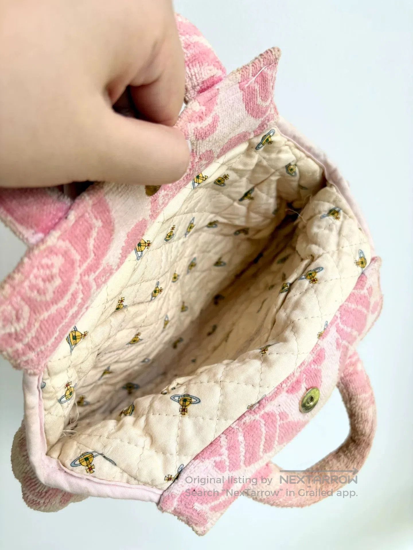 Vivienne Westwood Vivienne Westwood Vintage Pink Carved Towel Bag Small. Size ONE SIZE - 7 Thumbnail