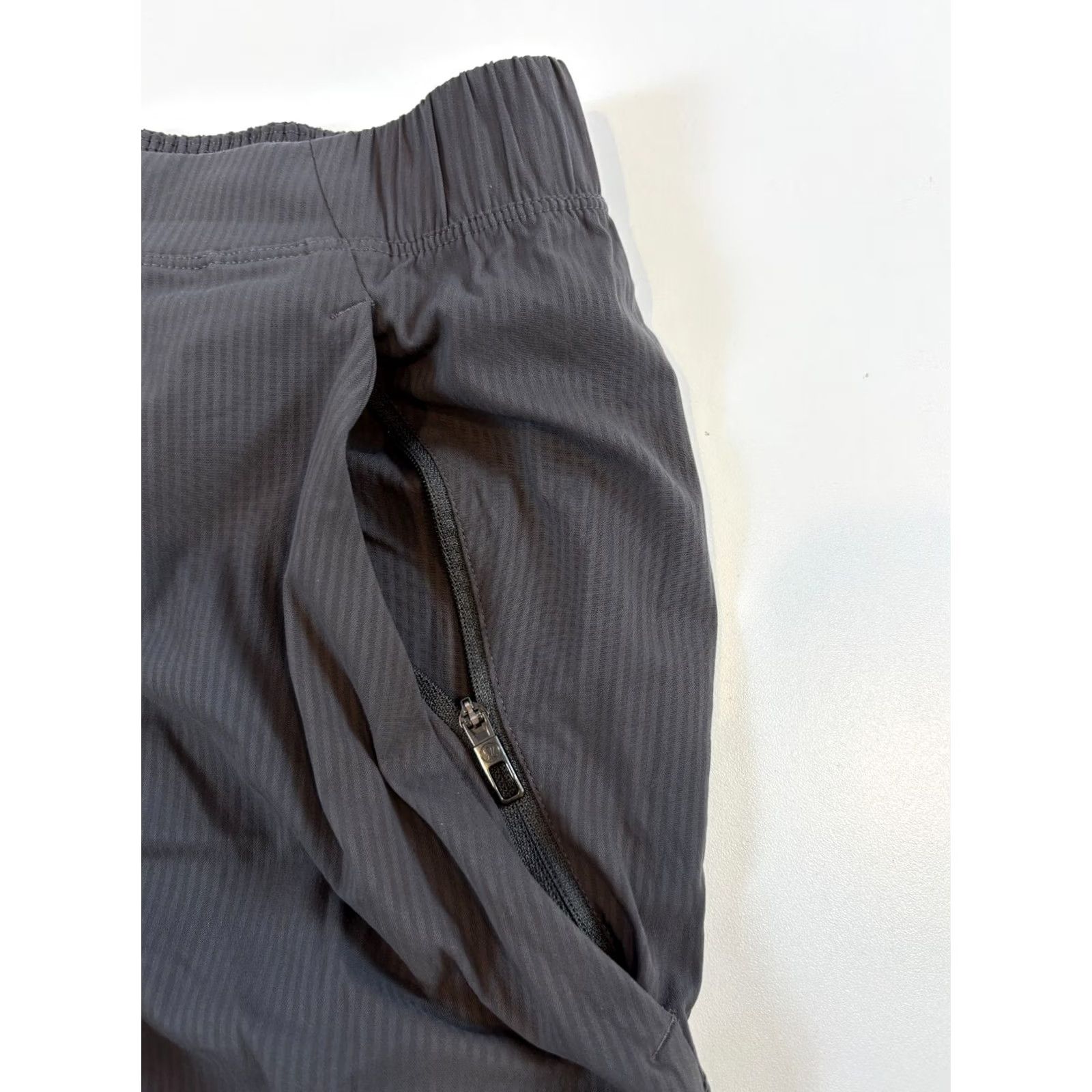 Lululemon Lululemon Joggers Men's XL Gray Sweatpant Casual Gym Training Stretch Workout Size US 36 / EU 52 - 4 Thumbnail