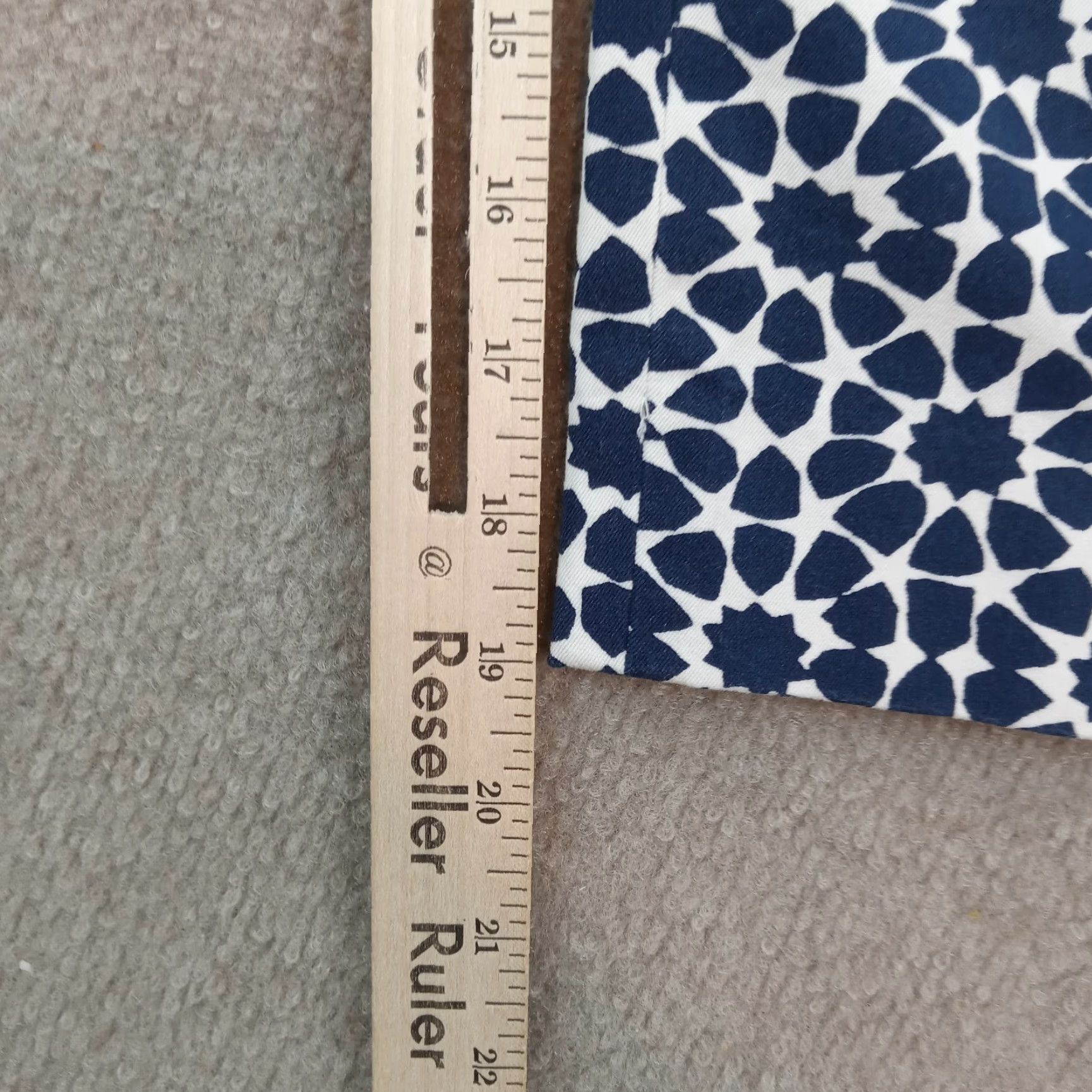 Talbots Talbots Blue White Pants Womens Petite Size 4 Chatham Crop Straight Leg Stretch Size 27" / US 4 / IT 40 - 3 Thumbnail