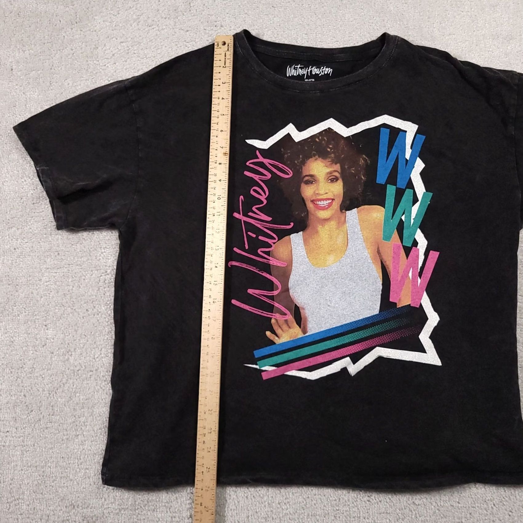 Vintage Whitney Houston Short Sleeve Band T Shirt Women's XL Black Burnout Big Graphic T-Shirt Women Size XL / US 12-14 / IT 48-50 - 7 Thumbnail