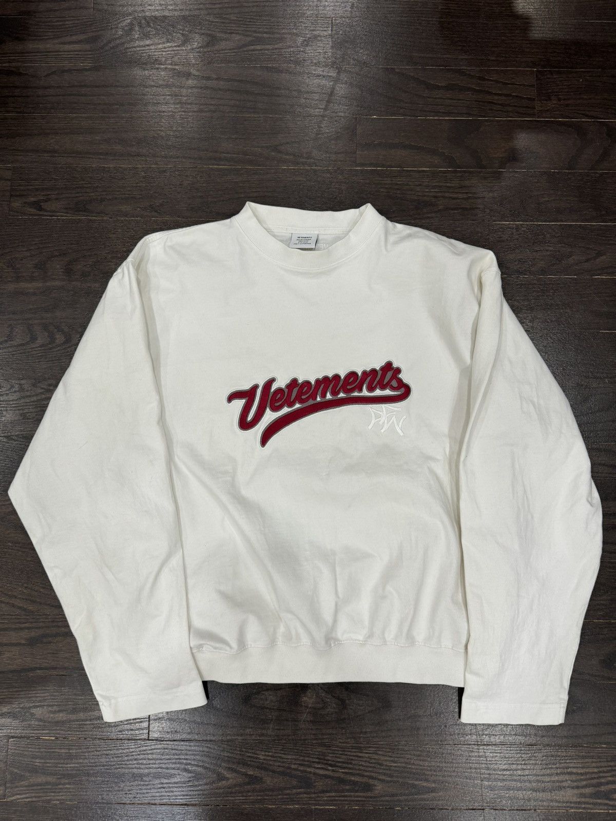 image of Vetements Yankees Logo Bro Sweater in White, Men's (Size Medium)