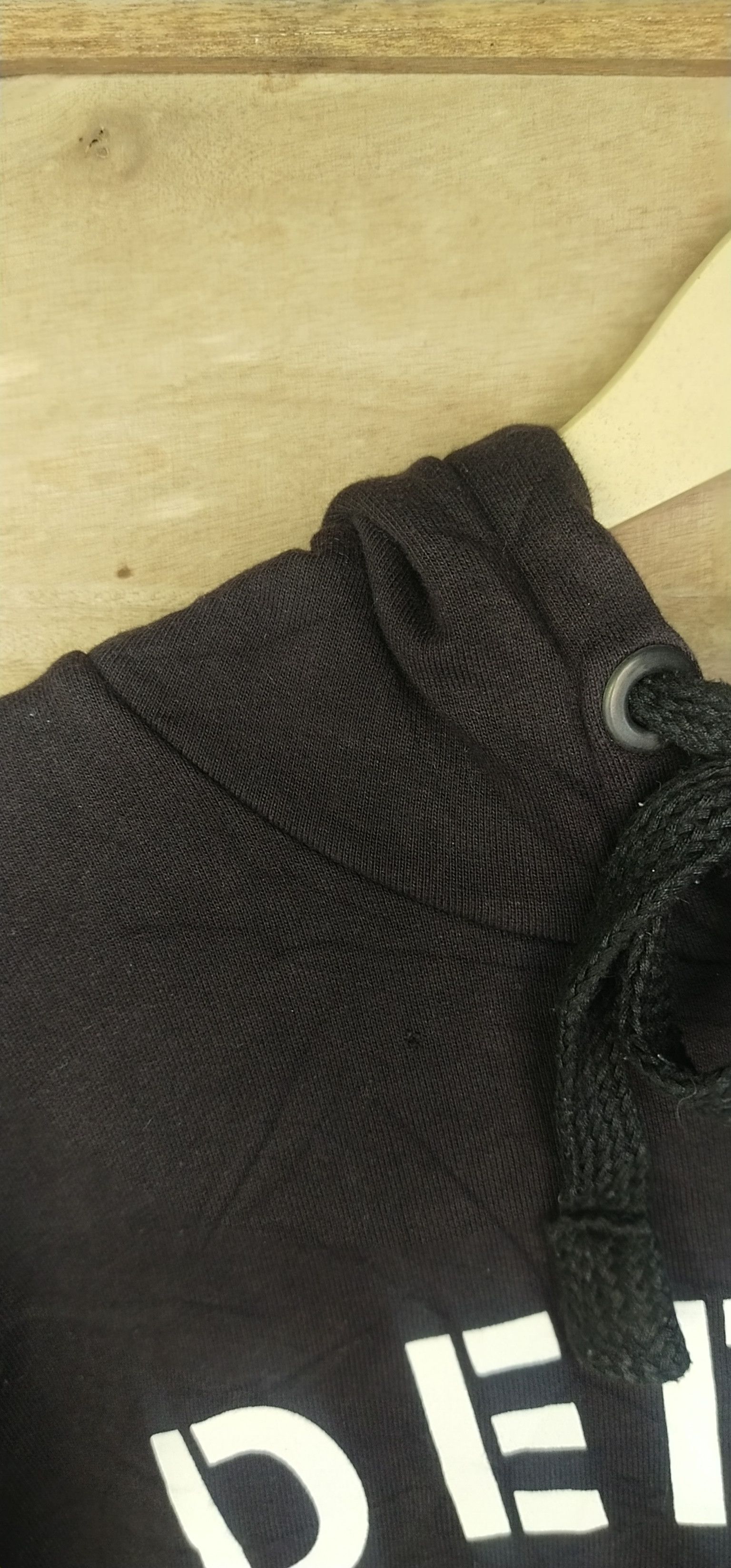 DEFEND PARIS Final Drop Vintage Defend Paris Hoodies Size US L / EU 52-54 / 3 - 10 Thumbnail