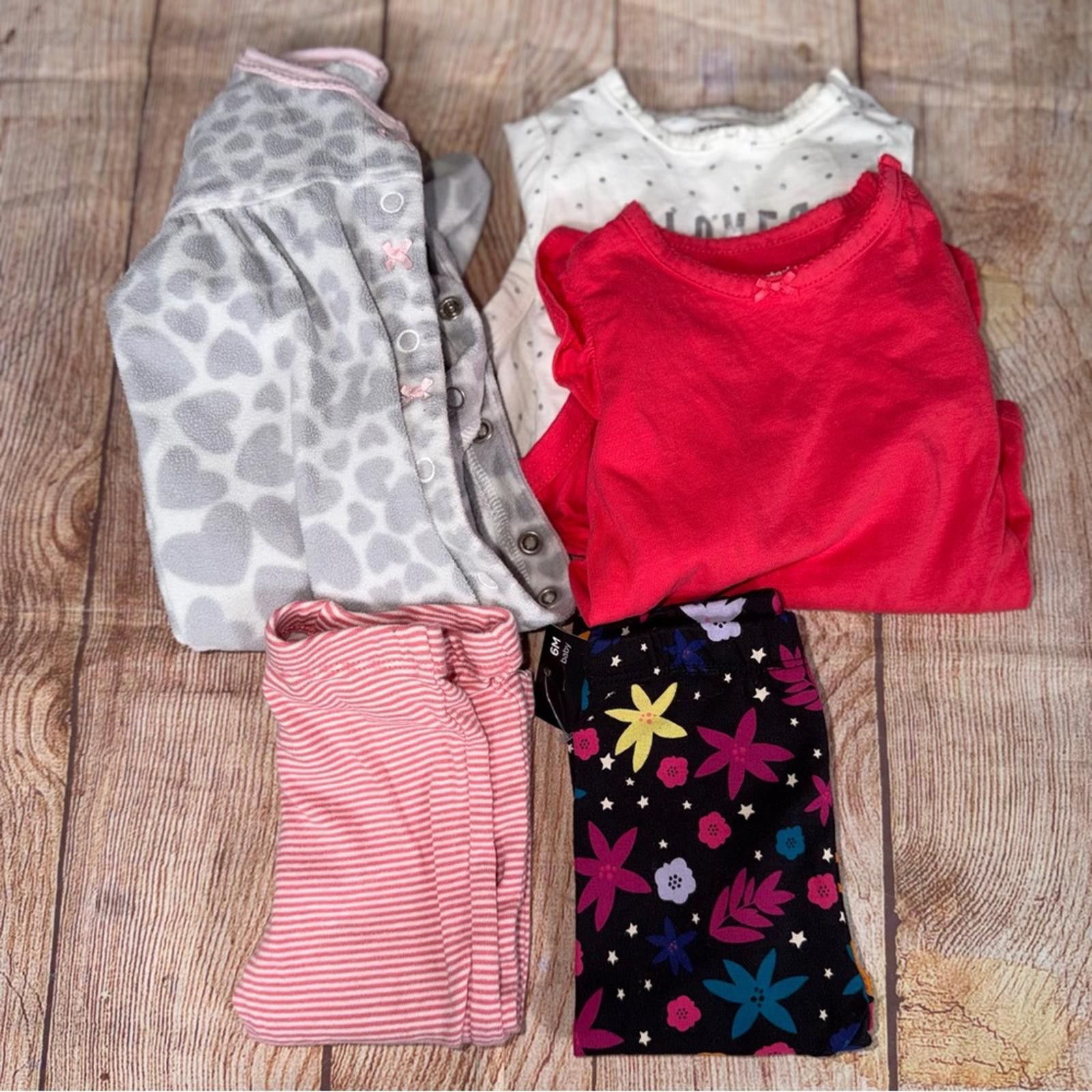 Other 6 Month Girls Winter Bundle Size ONE SIZE - 1 Thumbnail
