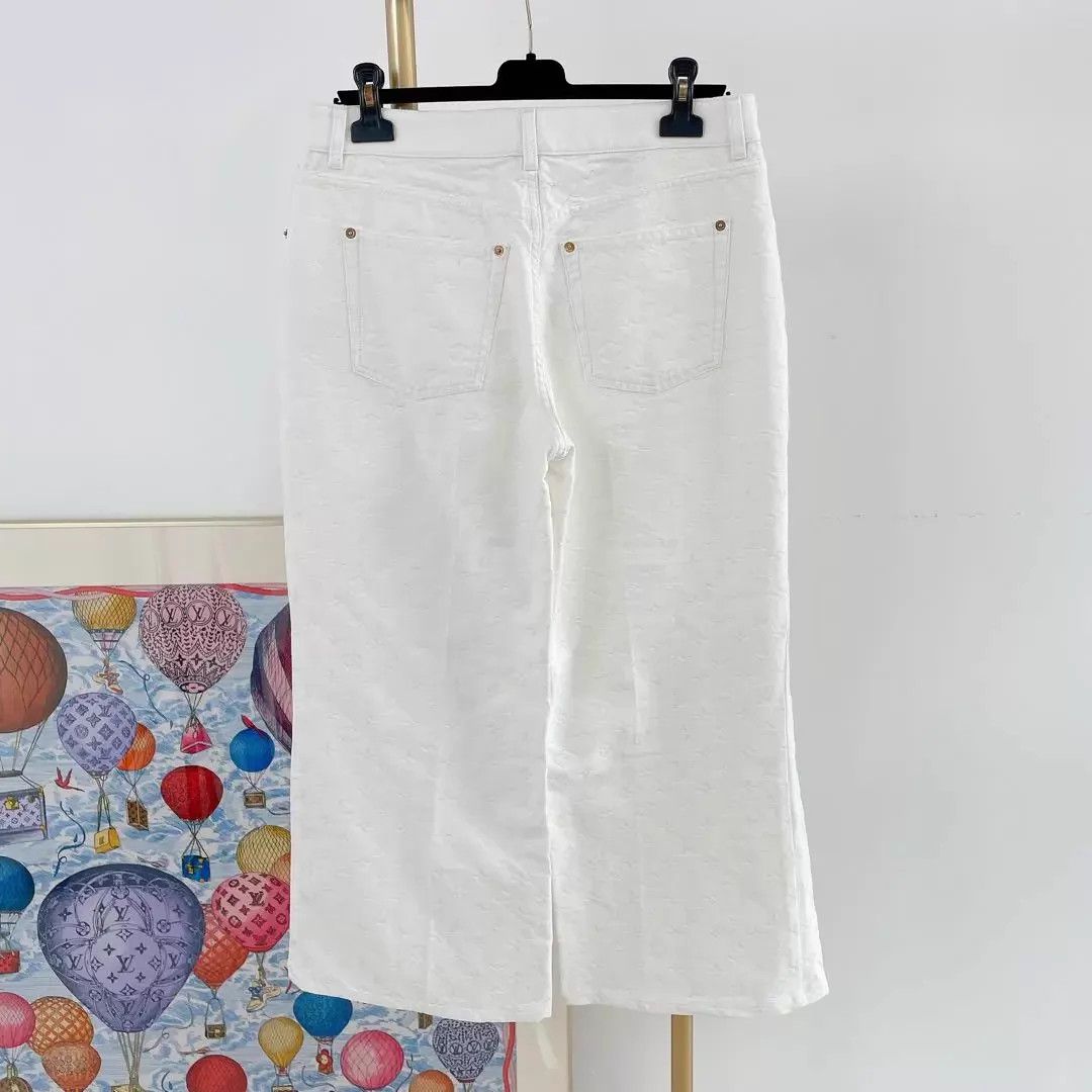 Louis Vuitton Louis Vuitton Monogram allover white jeans size 40 Size 28" / US 6 / IT 42 - 2 Thumbnail