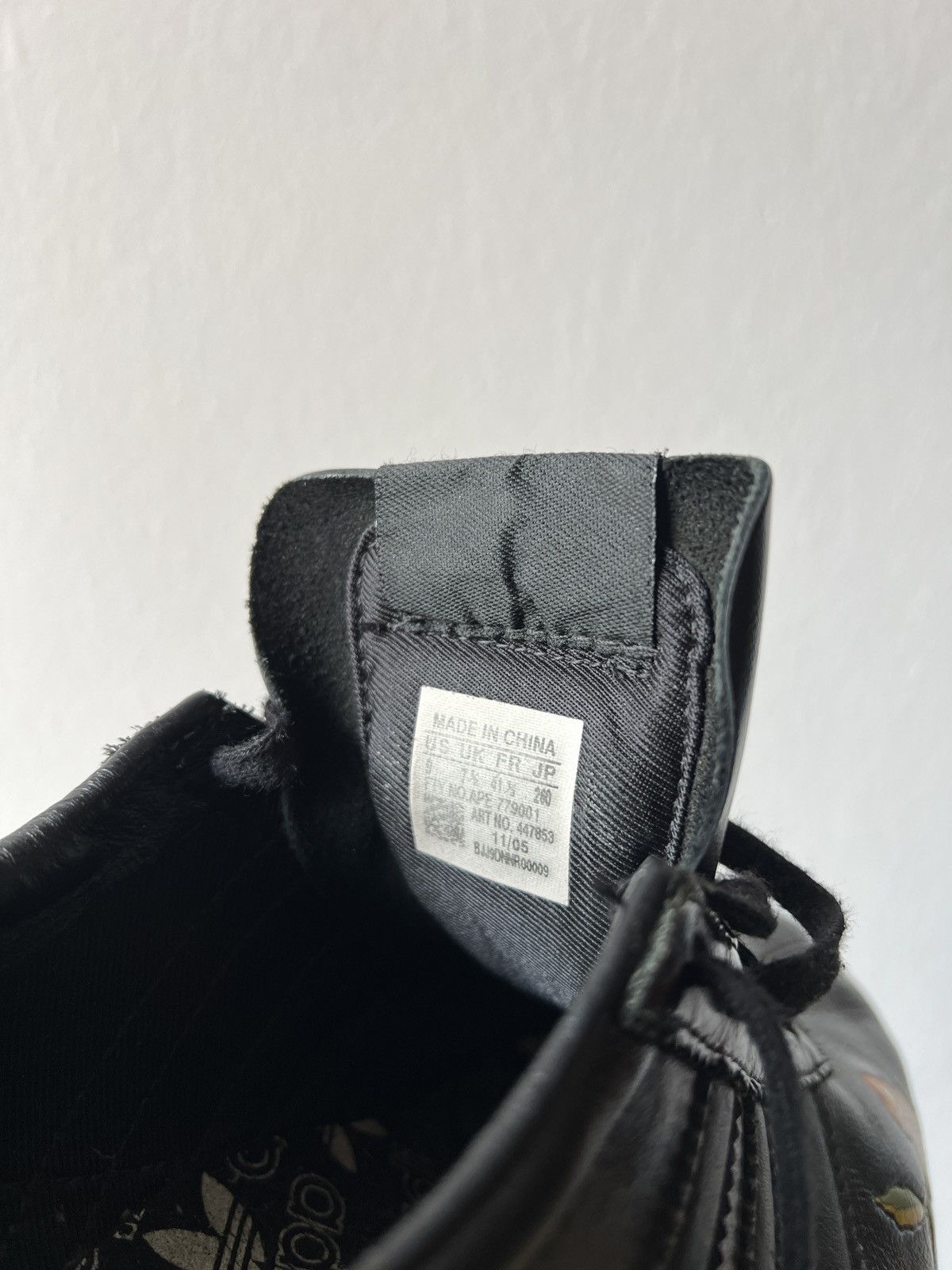 Adidas Rare Black Leather Adidas Titan Y2K City Series Puma Cat Size US 9 / EU 42 - 17 Thumbnail
