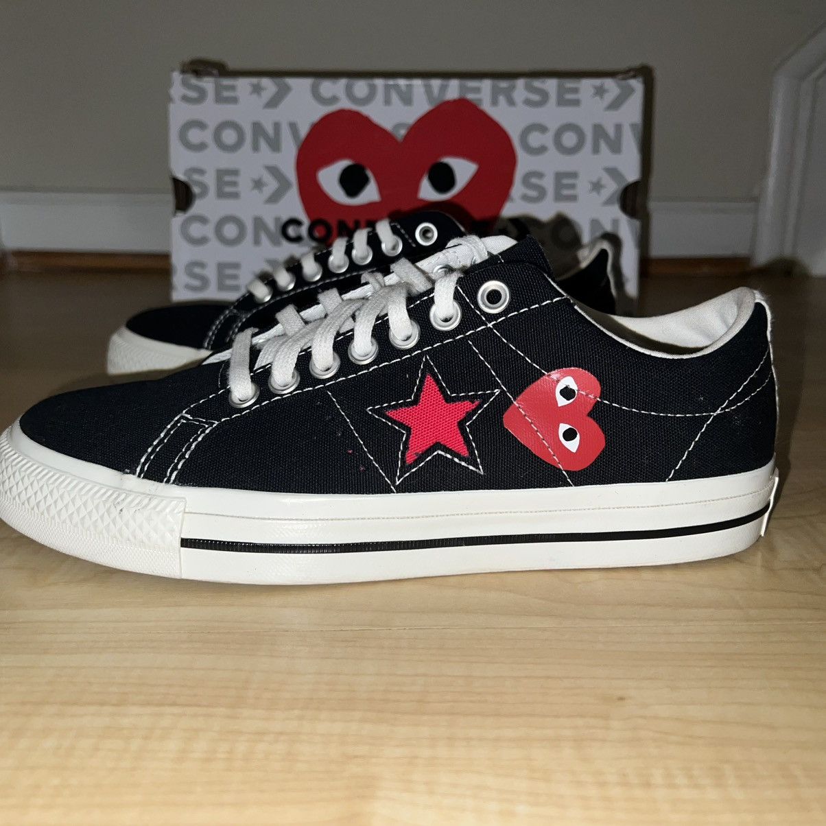 Comme des Garcons PLAY × Converse Comme des Garçons PLAY x Converse One Star Ox Black Size US 9 / EU 42 - 5 Thumbnail