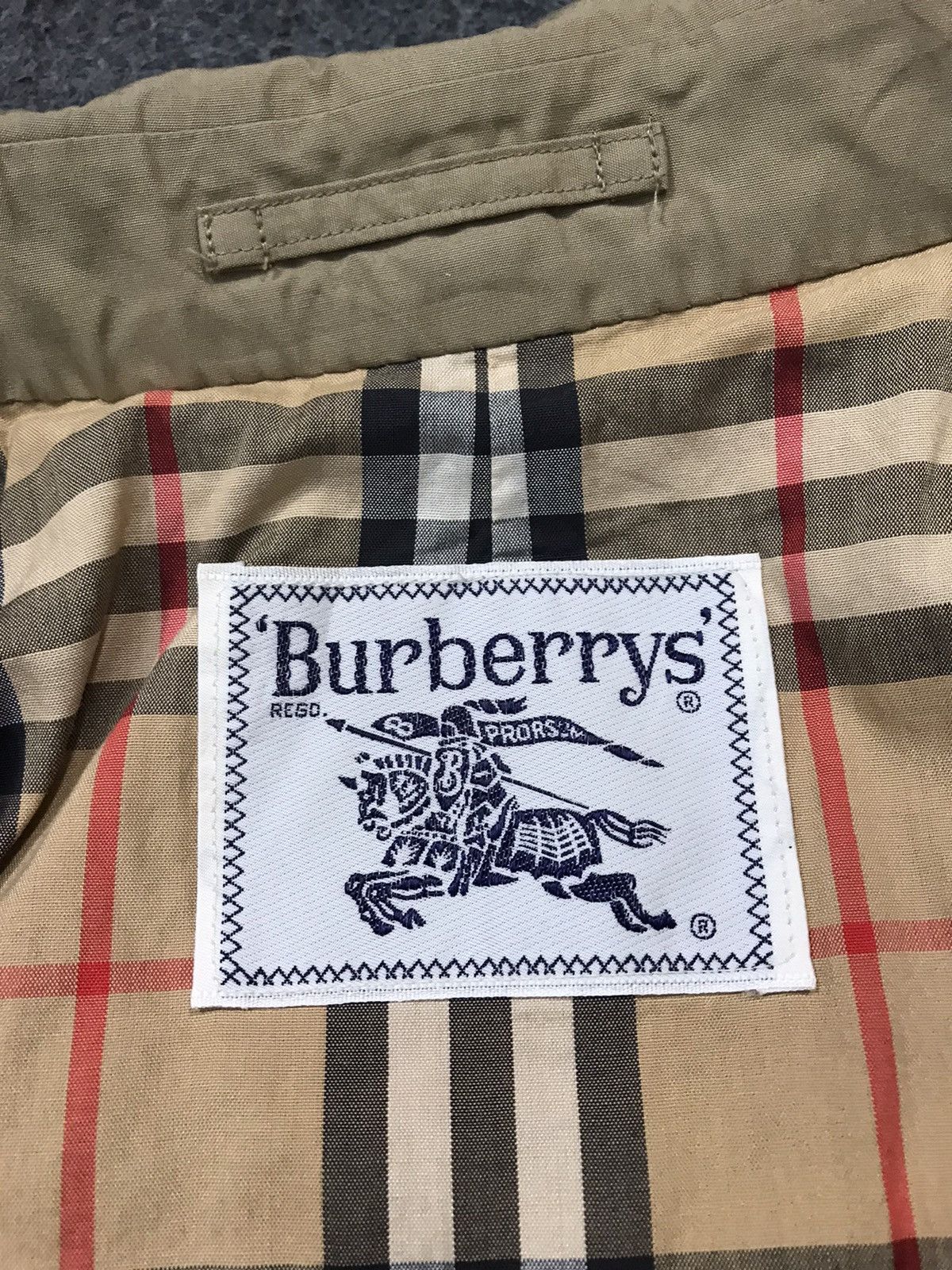 Burberry 90s Burberrys London Trench Coat Jacket Luxury Unisex Wear Size US S / EU 44-46 / 1 - 6 Thumbnail