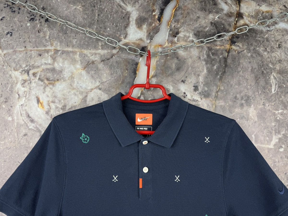 Nike Nike Polo Shirt Navy Embroidered Pattern Slim Fit Casual Size US S / EU 44-46 / 1 - 2 Thumbnail