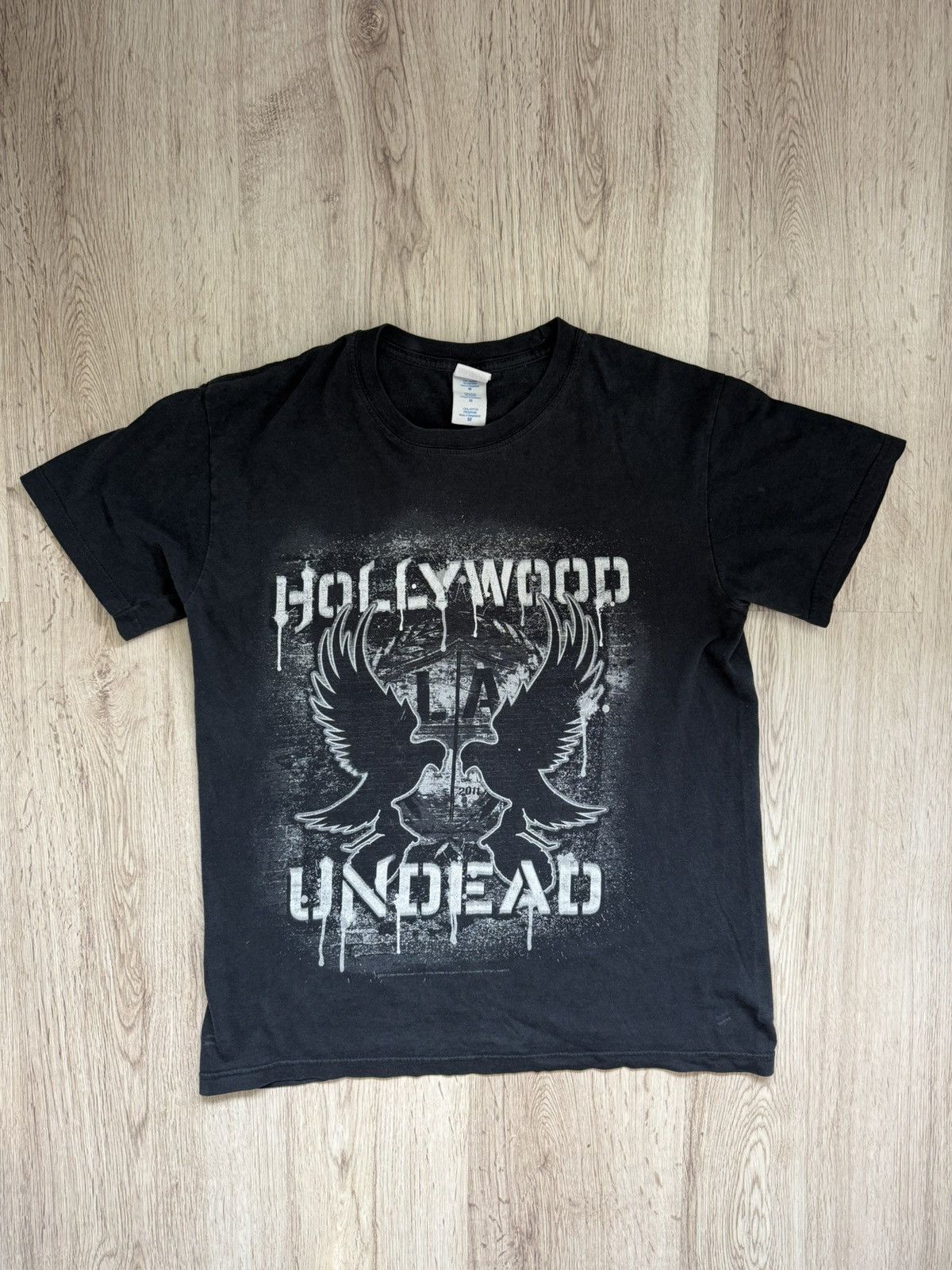 Gildan Holywood Undead 2011 tshirt Size US M / EU 48-50 / 2 - 1 Thumbnail