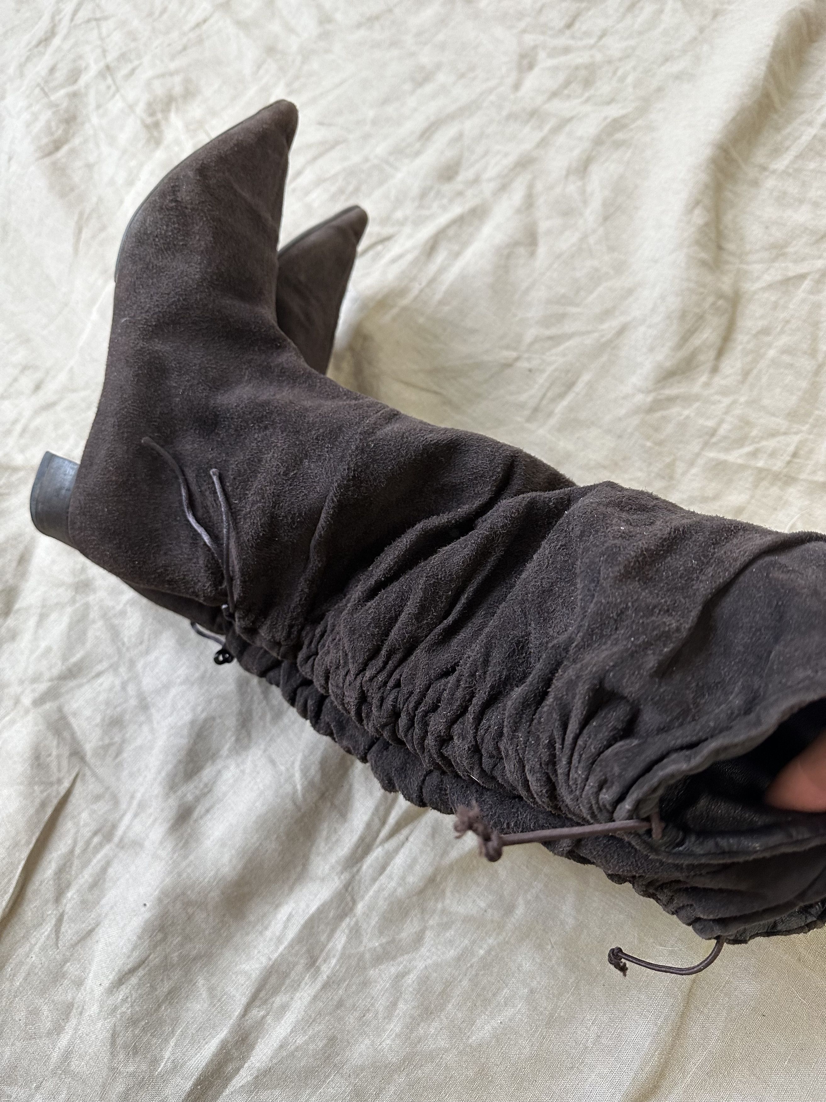 Gucci Gucci Back Laces Knee Boots 6181AC Size US 7 / IT 37 - 6 Thumbnail