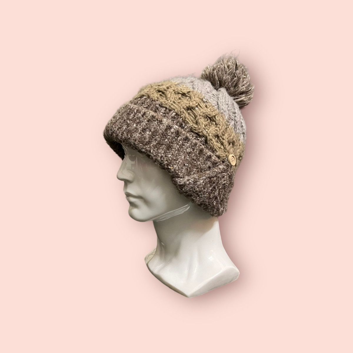 Other VINTAGE JAPAN CABLE KNITTED BEANIE VIVIENNE STYLE DESIGN Size ONE SIZE - 16 Thumbnail