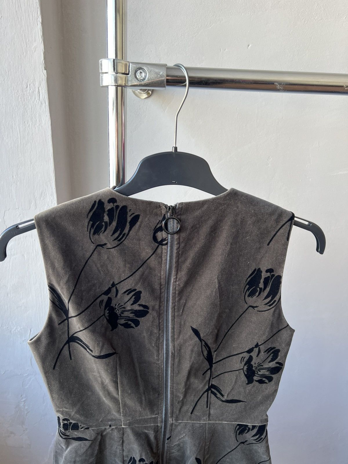 Max Mara SPORT MAX MARA CODE VELOUR FLOWERS ART WOMEN DRESS US 8 Size M / US 6-8 / IT 42-44 - 18 Thumbnail