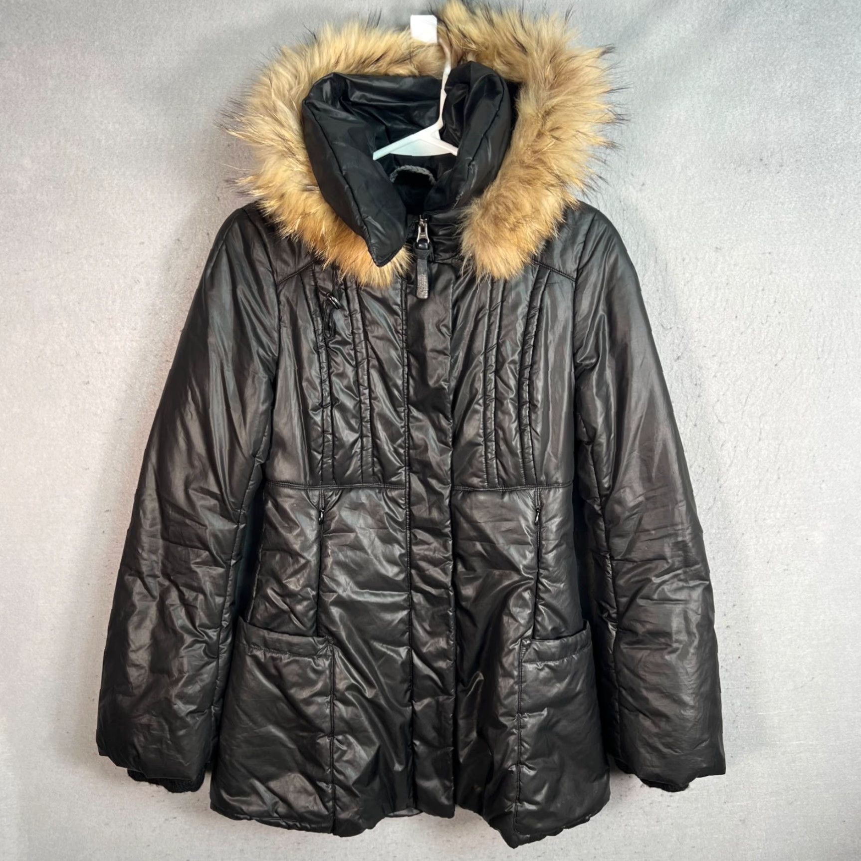 Mackage Mackage Jacket XS Black Down Hooded Faux Fur Trim Womens Size XS / US 0-2 / IT 36-38 - 2 Thumbnail