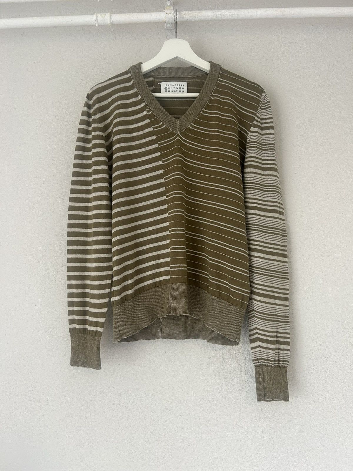 Maison Margiela Reconstructed Asymmetric Striped V-Neck Sweater Size US M / EU 48-50 / 2 - 1 Thumbnail