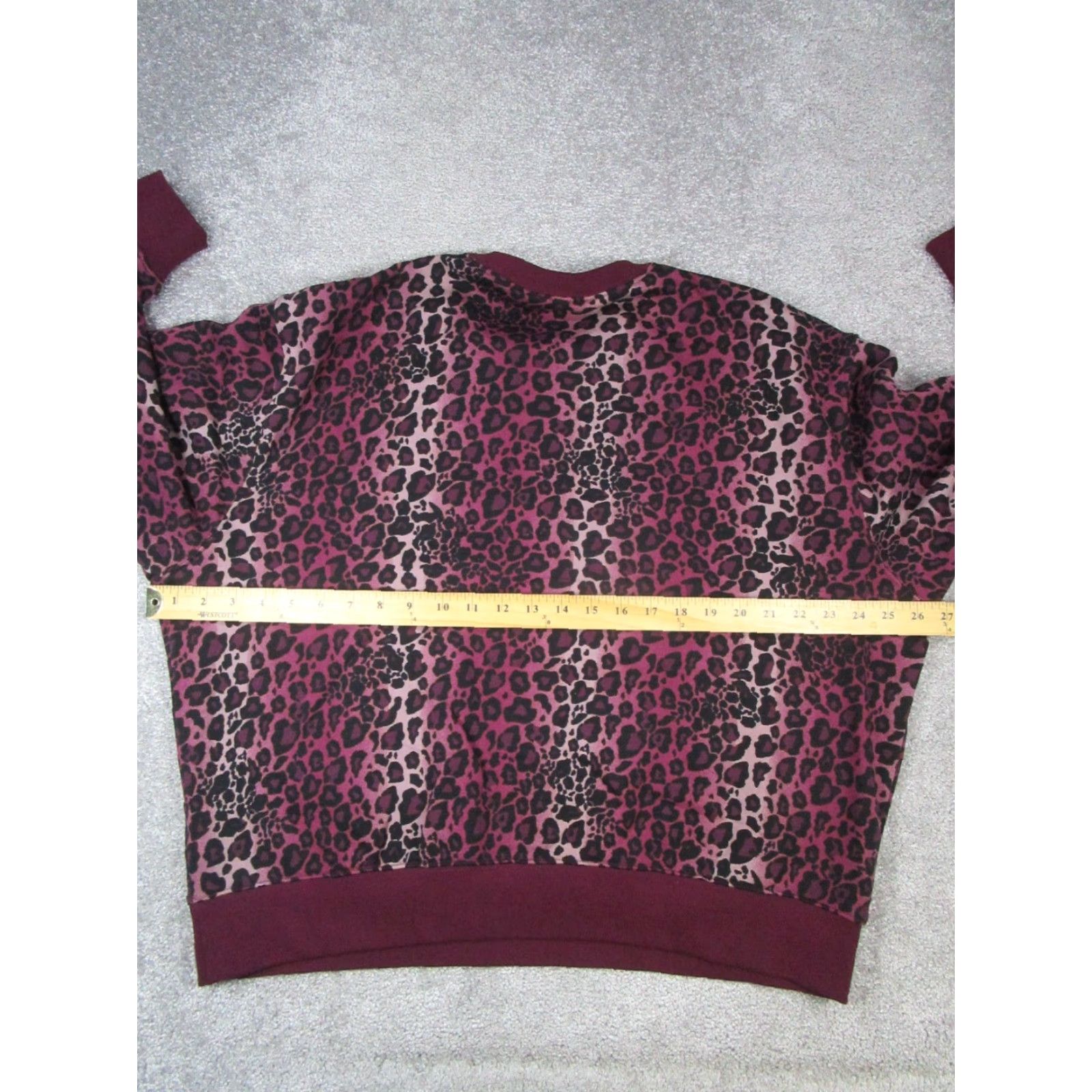 Adidas Adidas Sweatshirt Womens Small Burgundy Animal Print Pullover Activewear Size S / US 4 / IT 40 - 7 Thumbnail