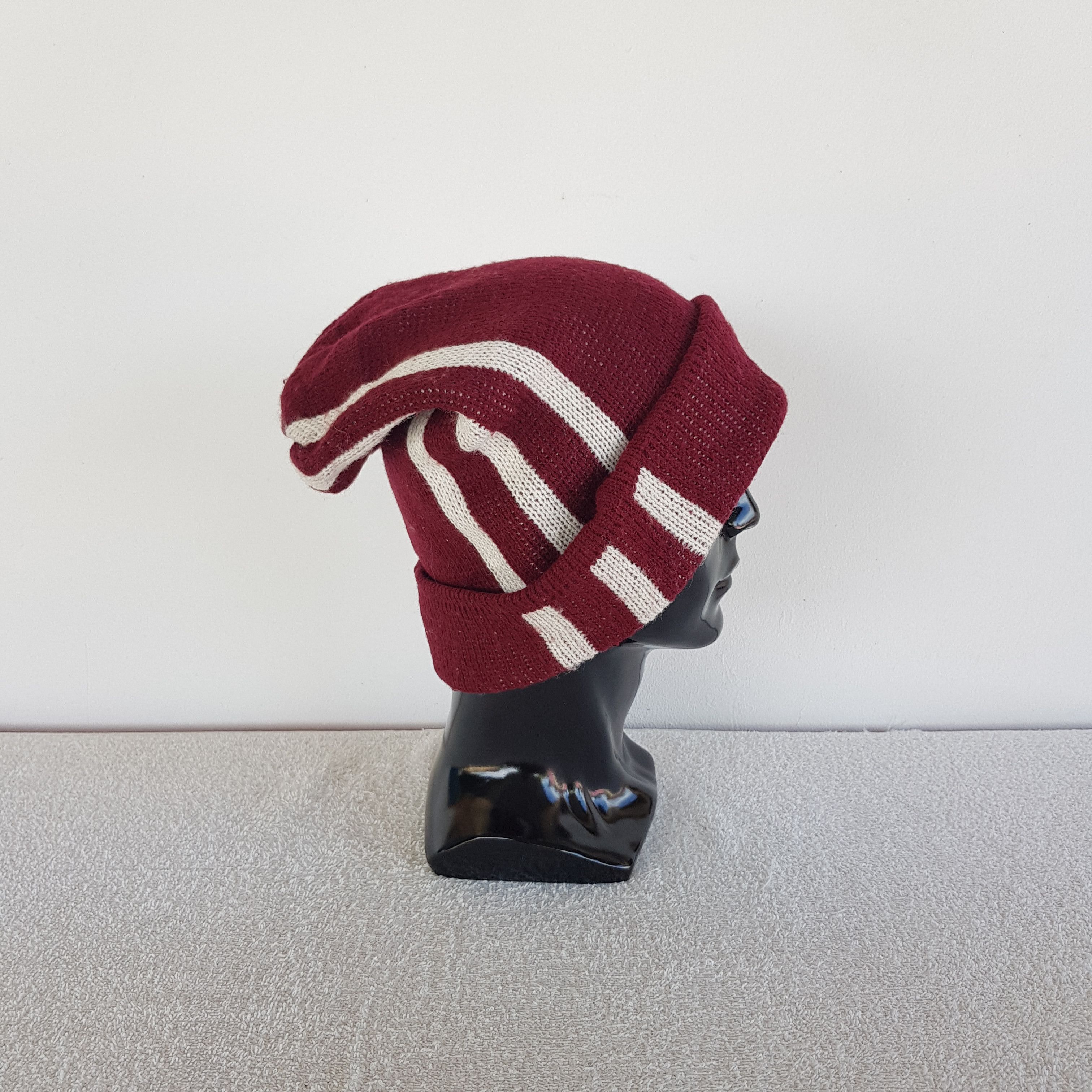 Japanese Brand Vintage Japanese UN Beanie Homeless Snow Caps Ski Hats Size ONE SIZE - 3 Thumbnail