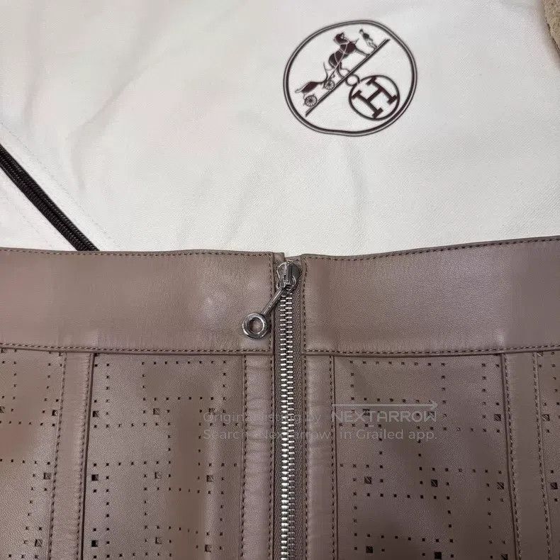 Hermes Hermes Elephant Gray Cutout Sheepskin Skirt Size 24" / US 00 / IT 34 - 4 Thumbnail