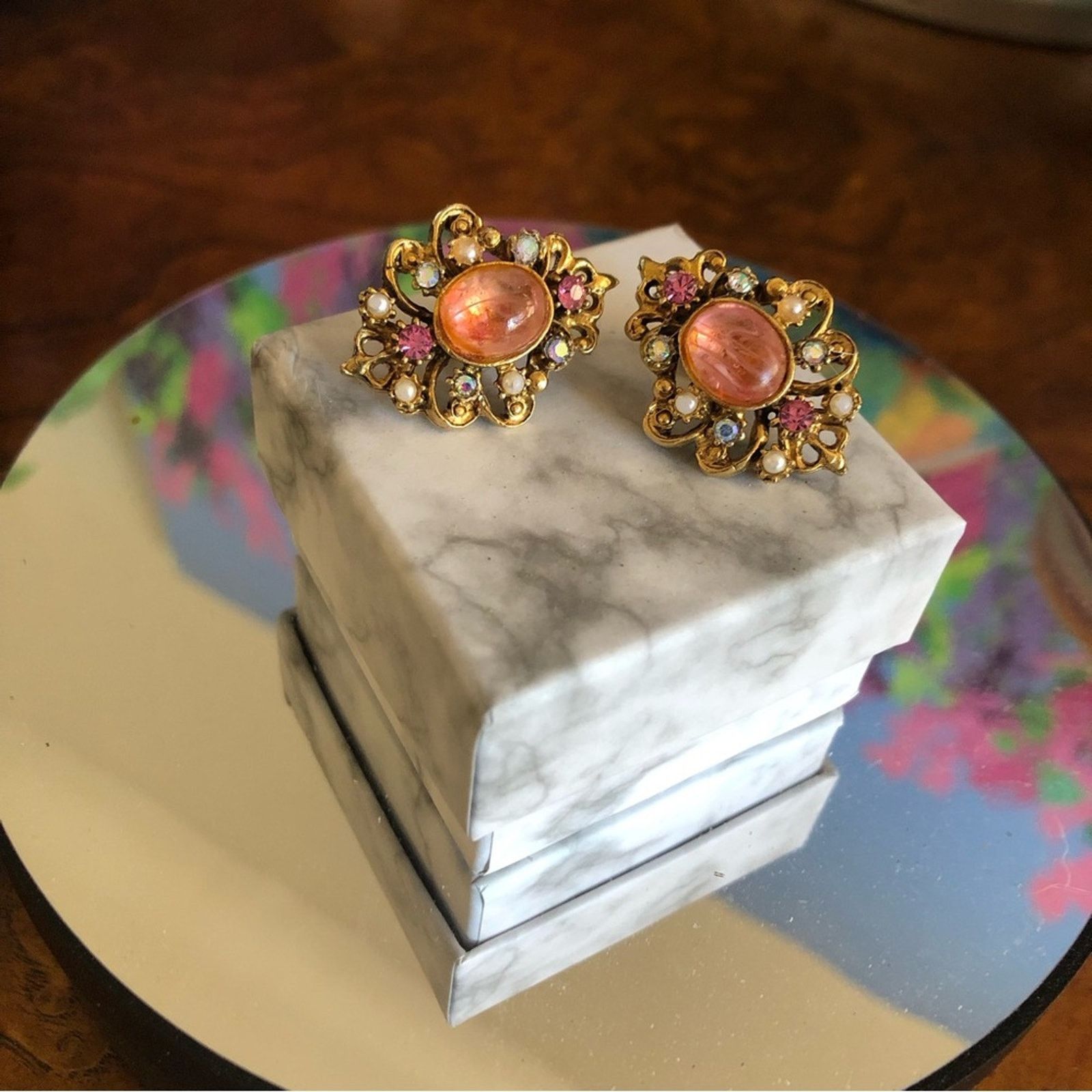 Vintage Vintage Florenza pink and pearl gold tone clip on earrings Size ONE SIZE - 5 Thumbnail