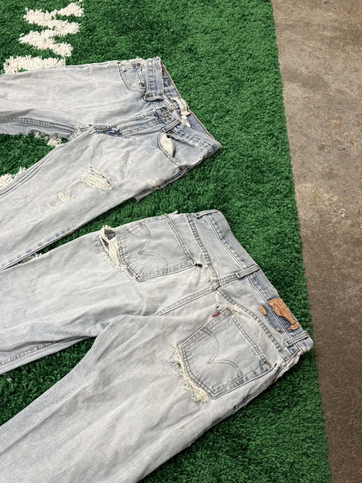 Levi's AMAZING Destroyed Vintage Levi Lot 31 30 Thrashed Distressed Size US 31 - 7 Thumbnail