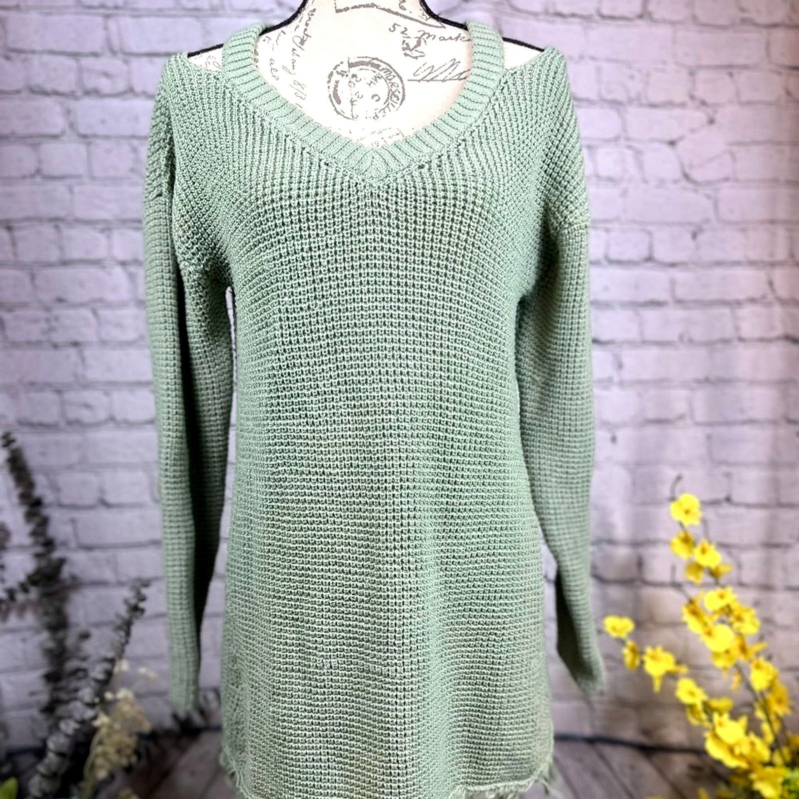 Other SideFeels V Neck Cold Shoulder Knitted Sweater Mint Green L Size L / US 10 / IT 46 - 13 Thumbnail