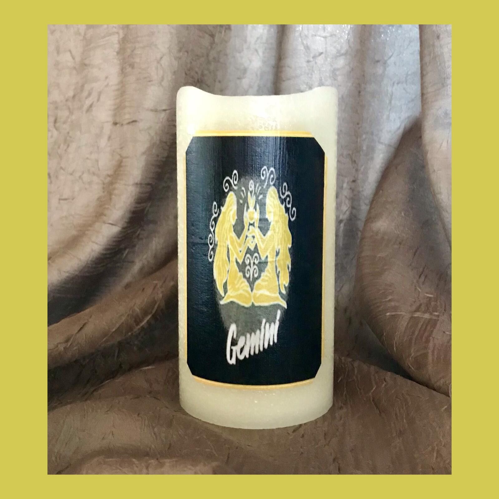 Genetic Manipulation Shinichiro Kuriya Gemini Zodiac LED Flameless Candle Size ONE SIZE - 1 Thumbnail